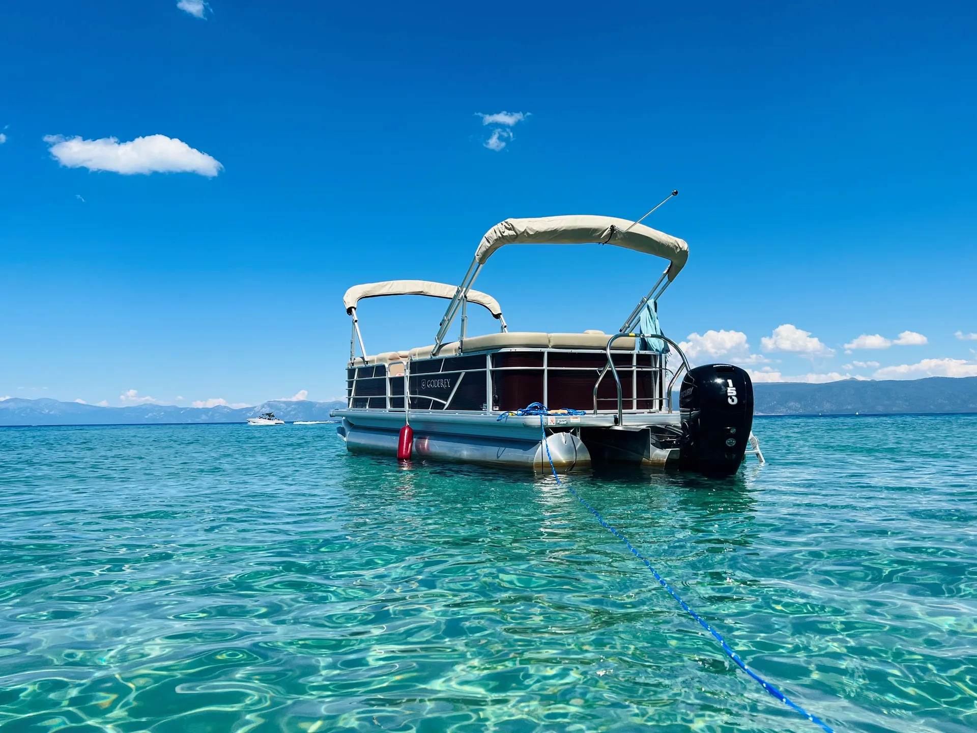 GODFREY MARINE SWEETWATER 2286 C in South Lake Tahoe, CA — photo 5