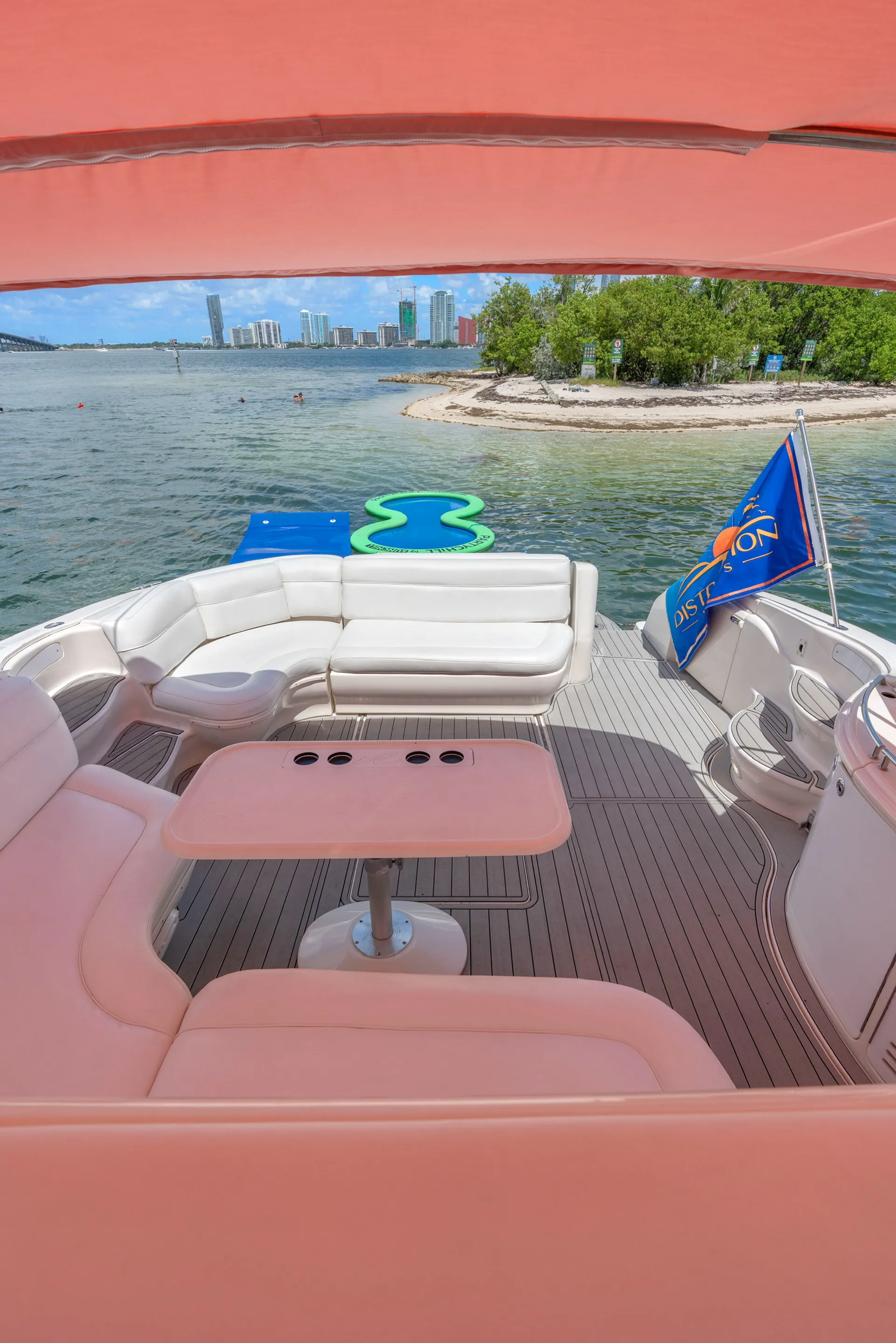 Sea Ray Boats 540 in Miami, FL — photo 9