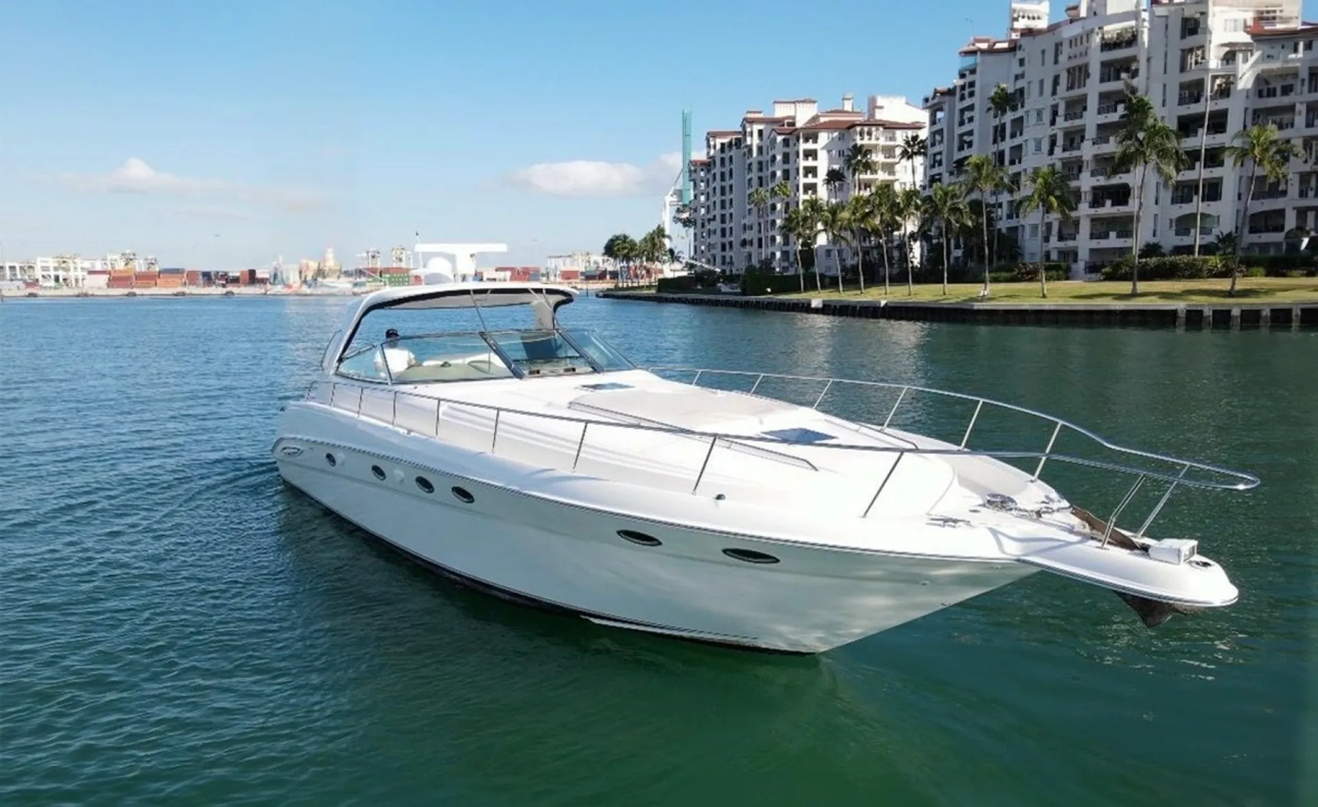 SEA RAY BOATS 540 COCKPIT MOTOR YACHT in North Bay Village, FL — photo 2