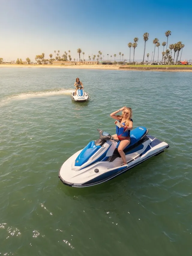 Rent a Yamaha jet ski / personal water craft in San Diego, CA near me
