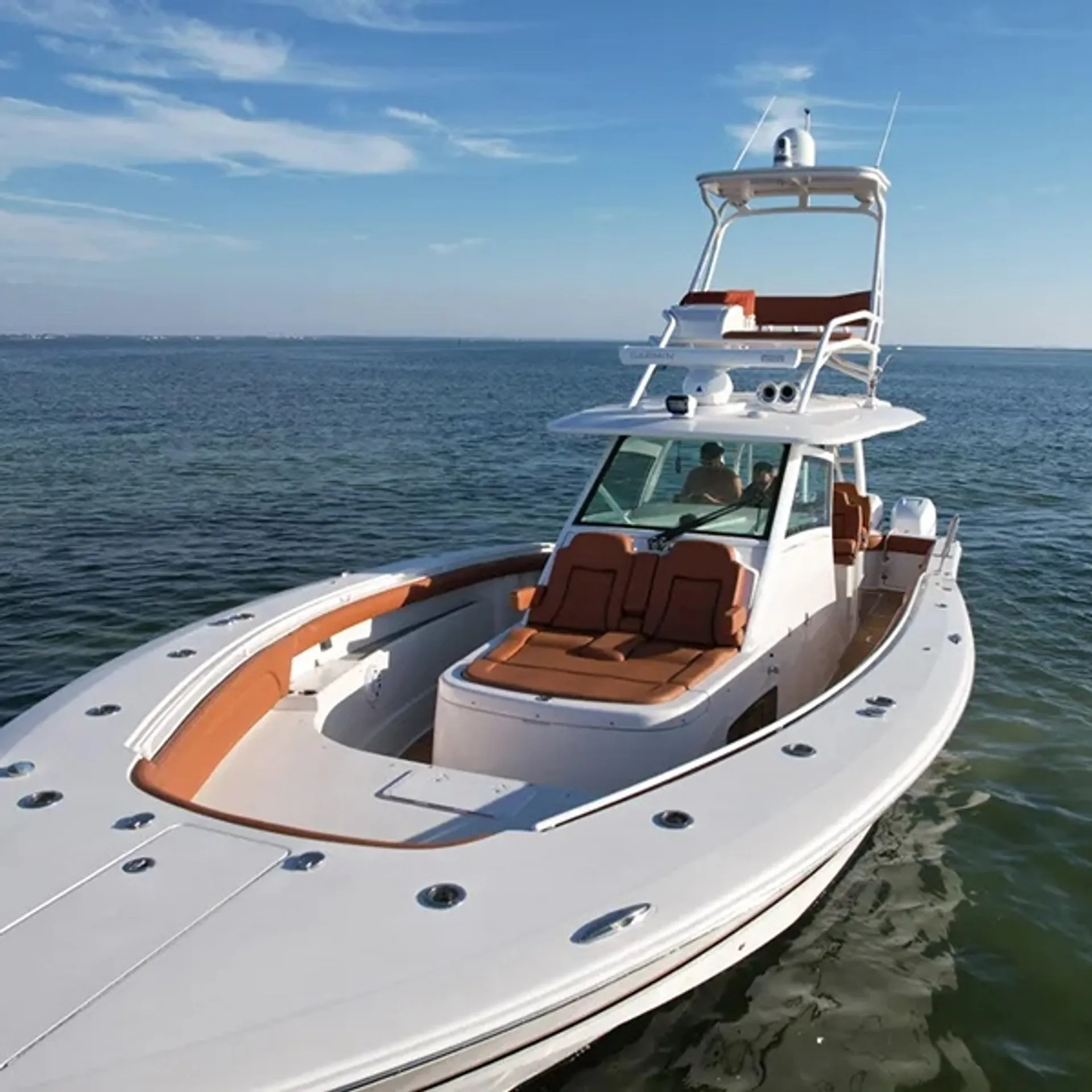 SCOUT BOATS 380 LXF W/4-F300 in New York, NY — photo 2