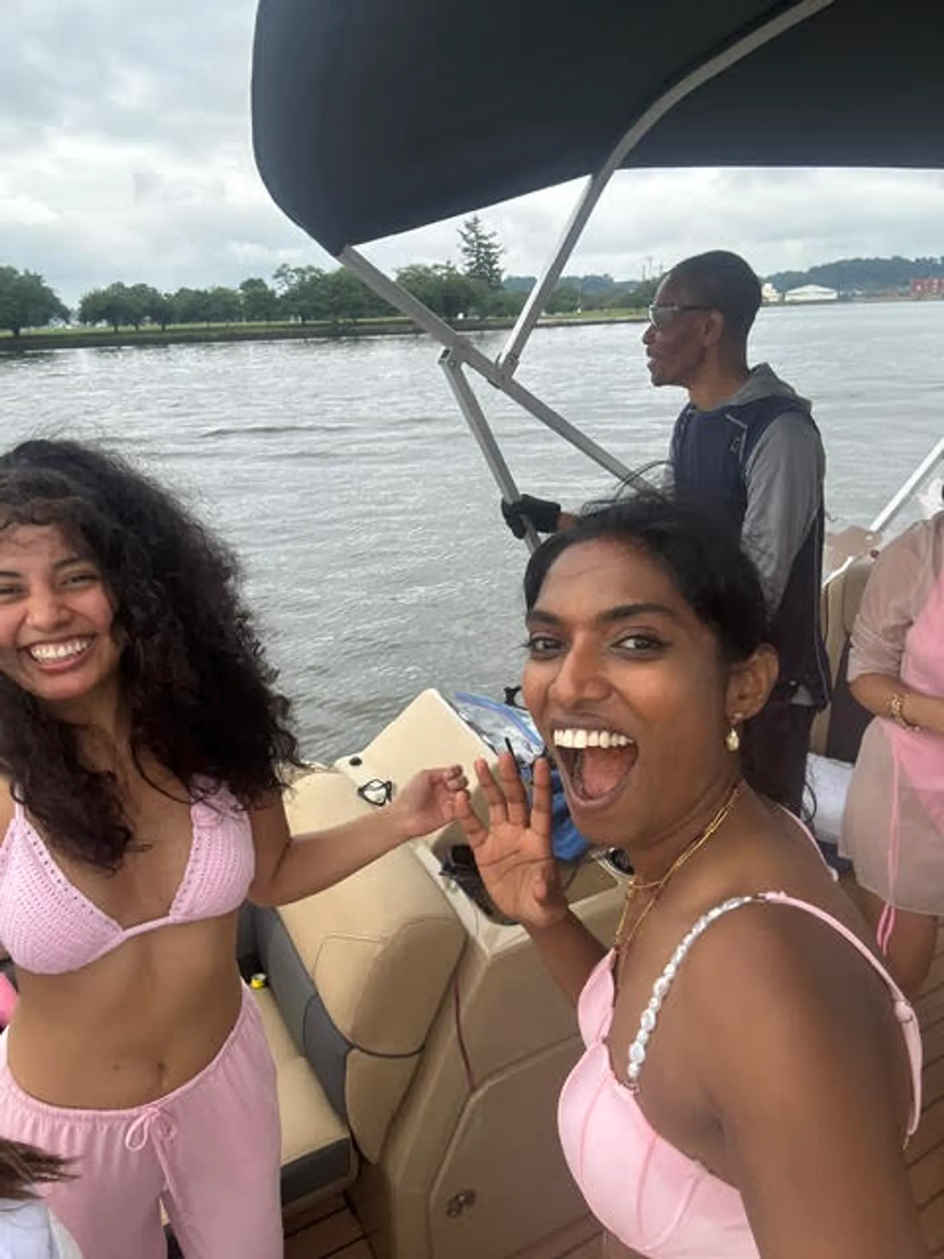 The Play Station - Washington DC 23 Foot Pontoon (lights, cooler, etc)