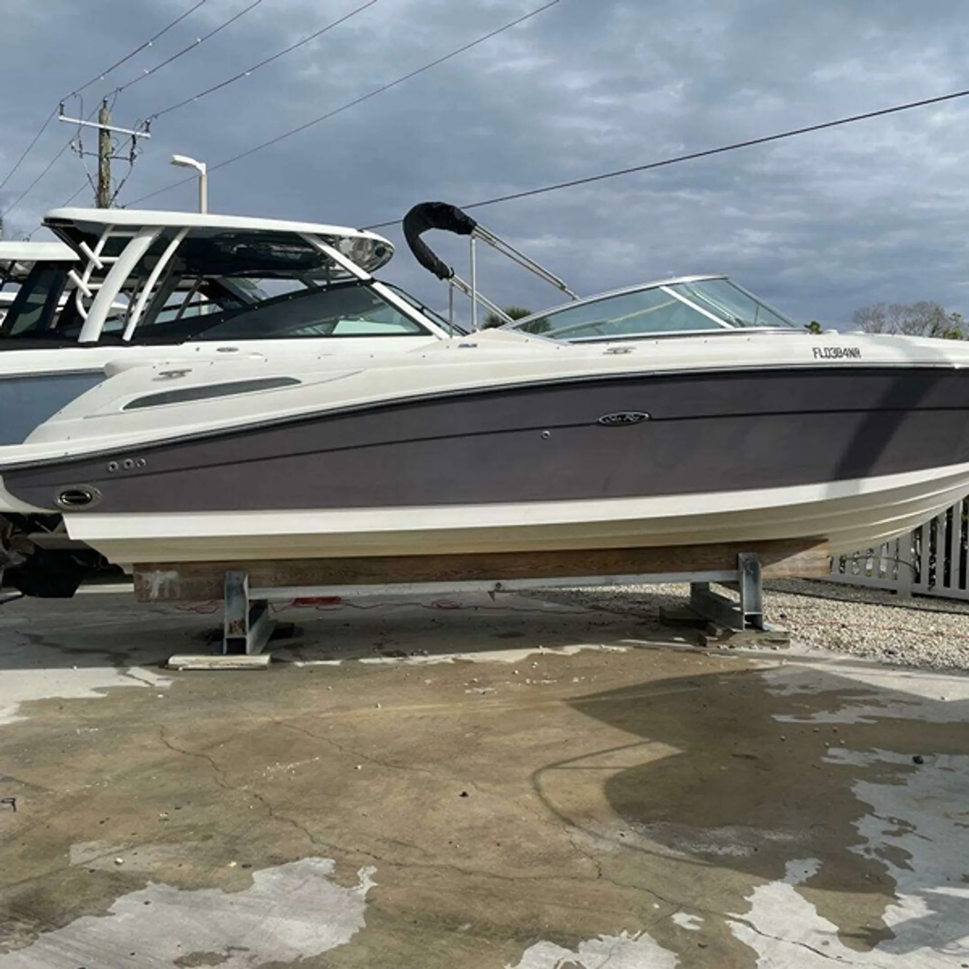 SEA RAY BOATS 270 SELECT EX in New York, NY