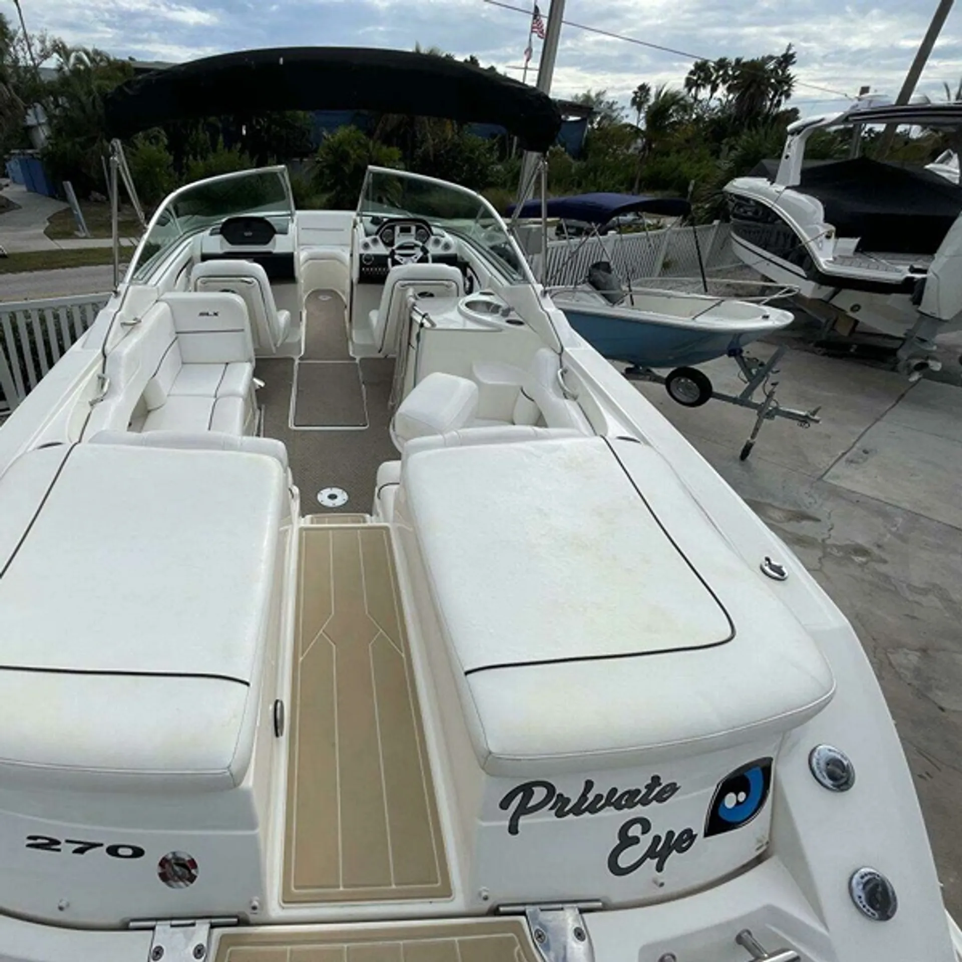SEA RAY BOATS 270 SELECT EX in New York, NY — photo 8