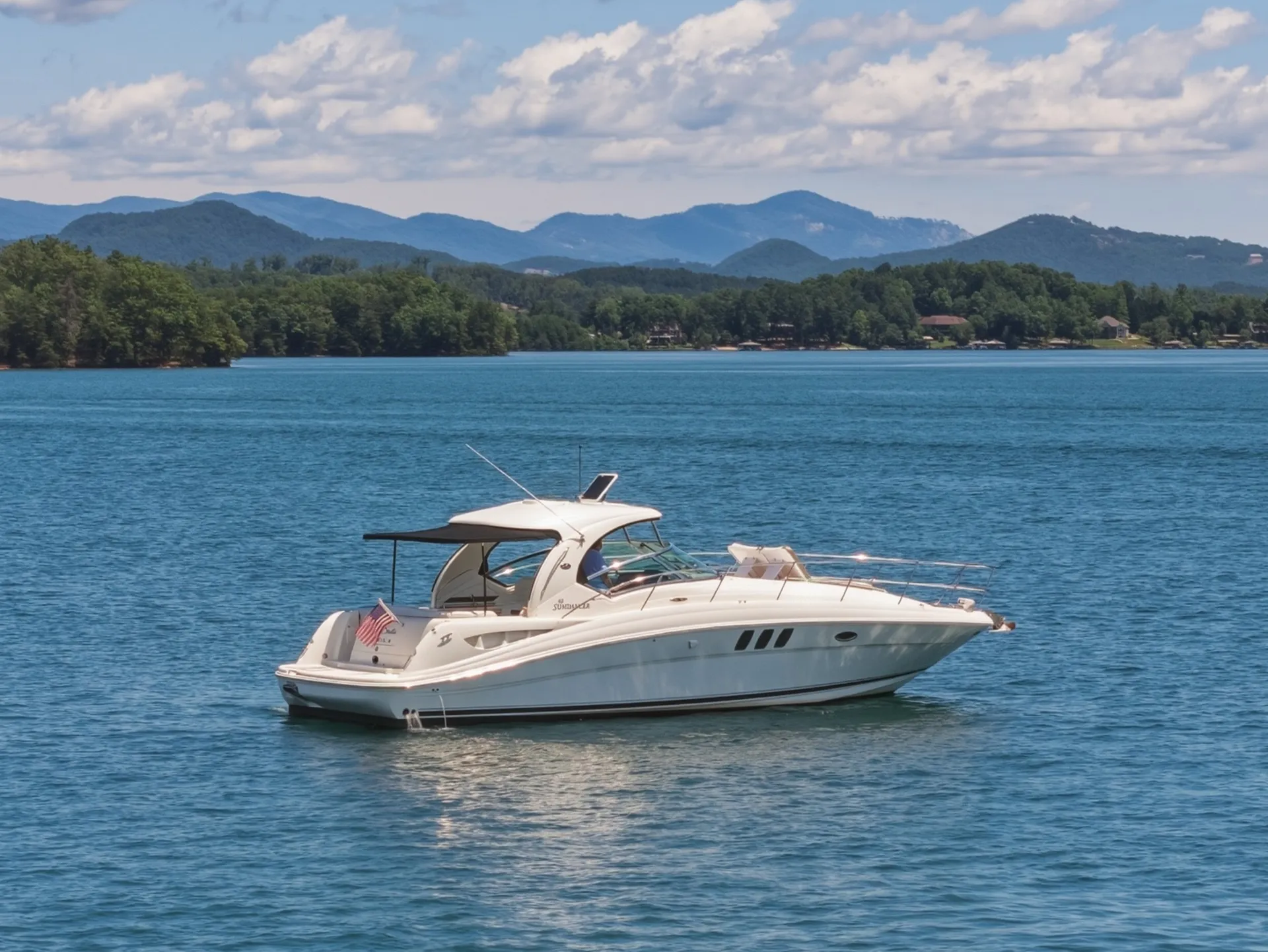 Sea Ray Boats 40 Sundancer in Six Mile, SC — photo 3