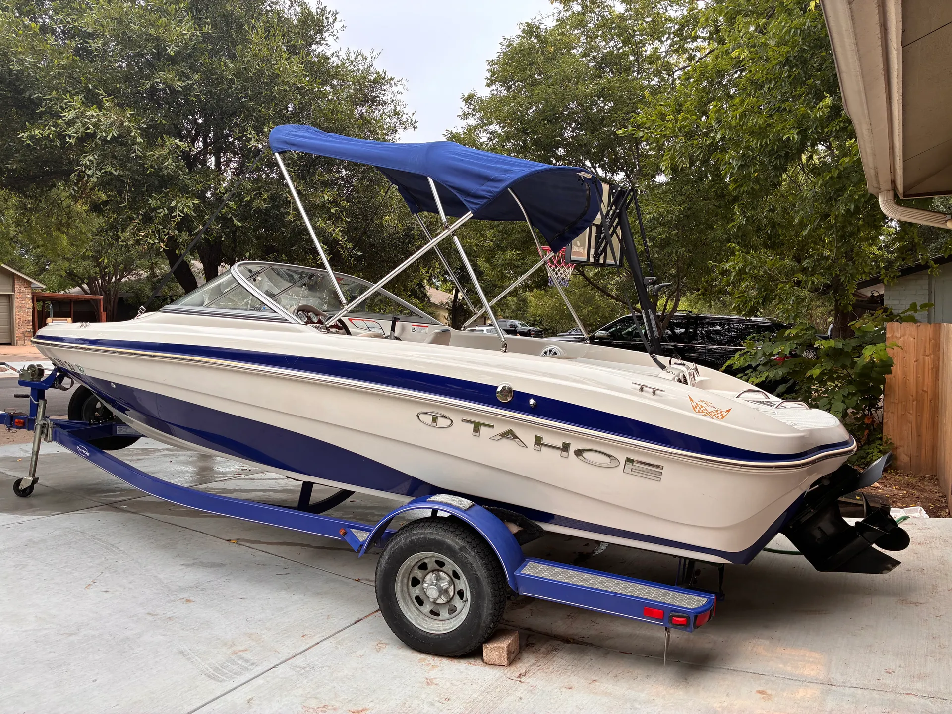 TAHOE BY TRACKER MARINE Q5 SPORT FISH  in Round Rock, TX