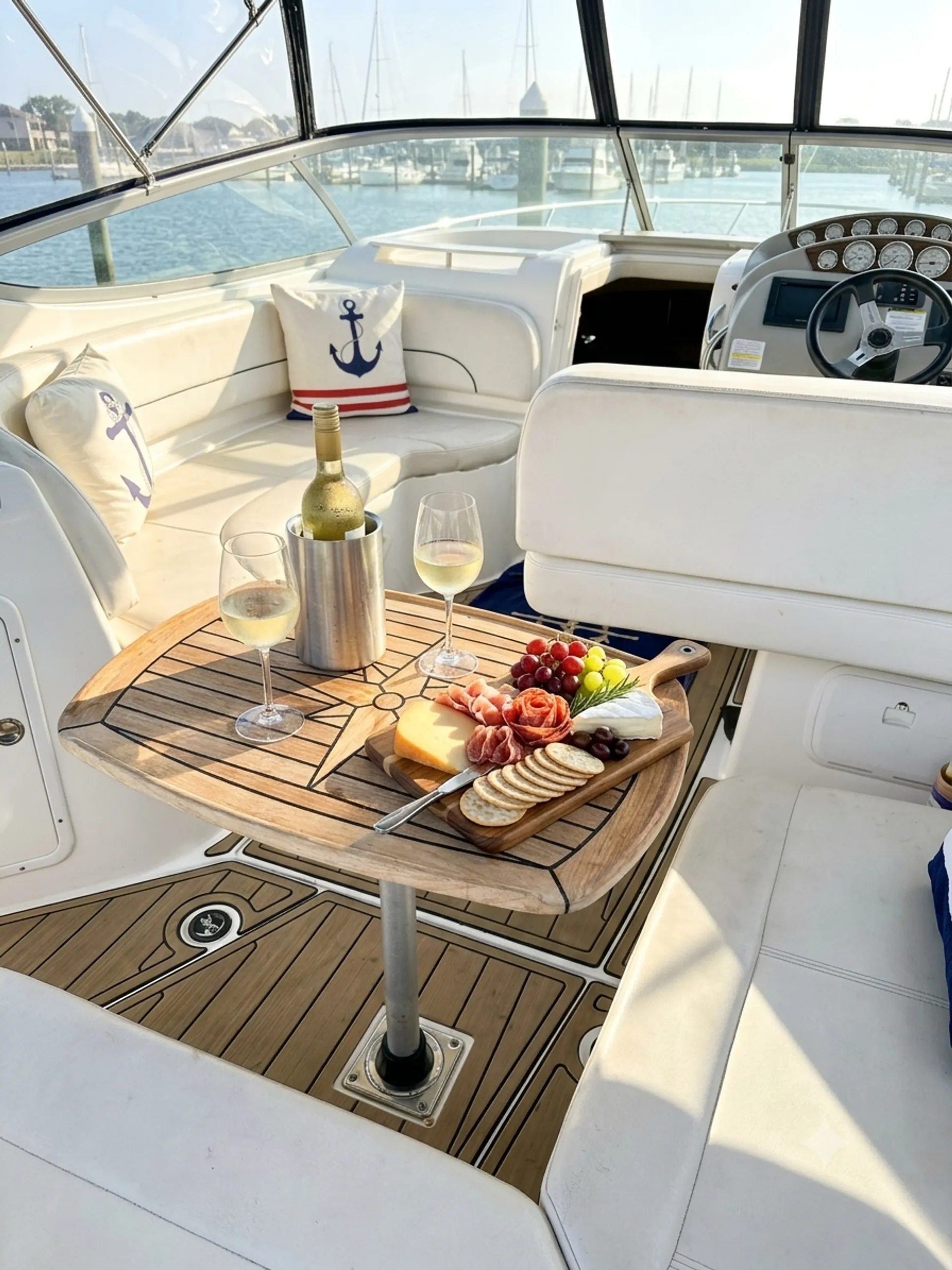 BAYLINER 315SB CRUISER in Seattle, WA — photo 3