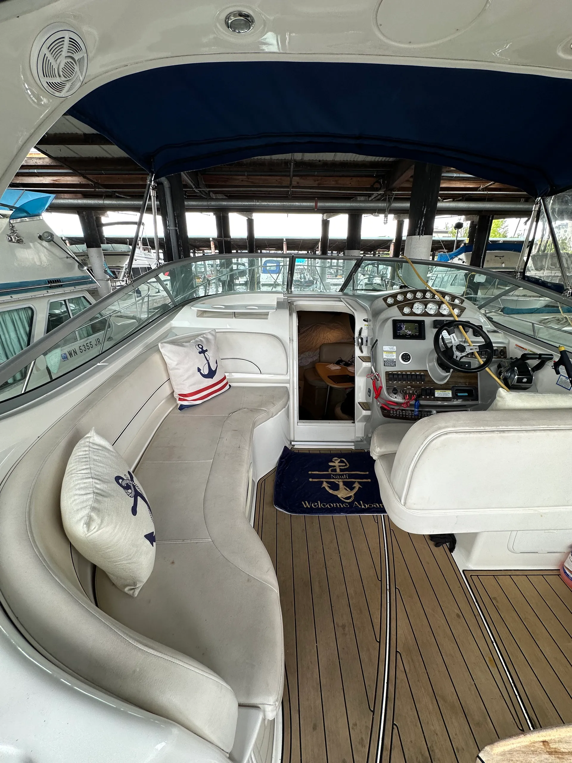 BAYLINER 315SB CRUISER in Seattle, WA — photo 7