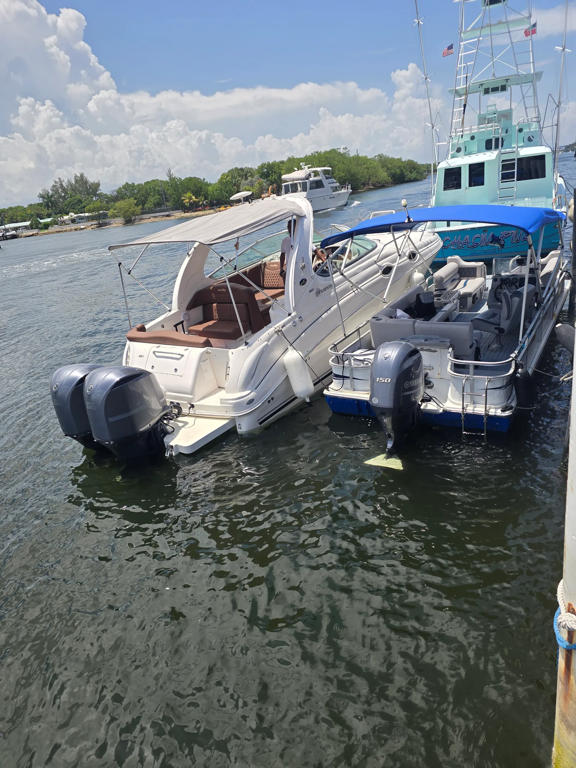 HURRICANE BOATS FD 2260F OB in Hollywood, FL — photo 2