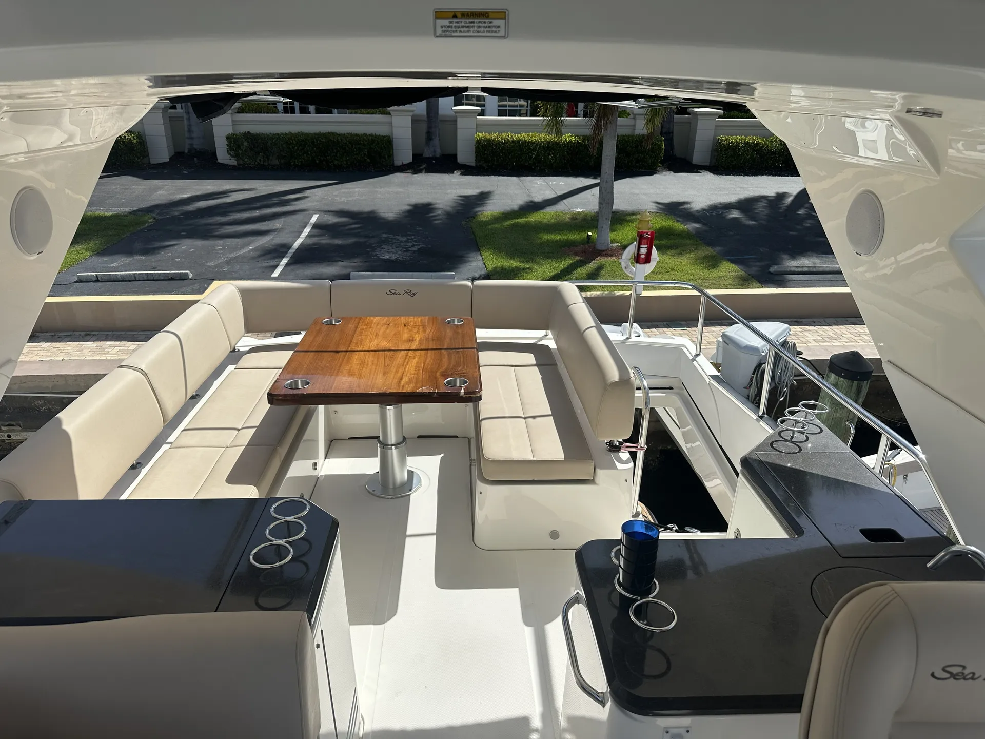 Sea Ray Boats L590 in West Palm Beach, FL — photo 4