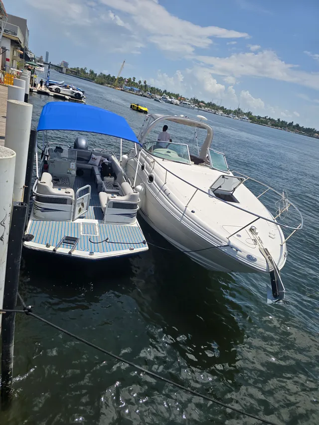 Rent a HURRICANE BOATS deck boat in Hollywood, FL near me