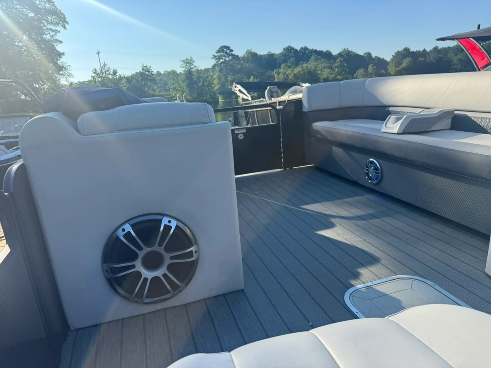 GODFREY MARINE SWEETWATER 2286 BF GTP 27 in Greensboro, GA — photo 8