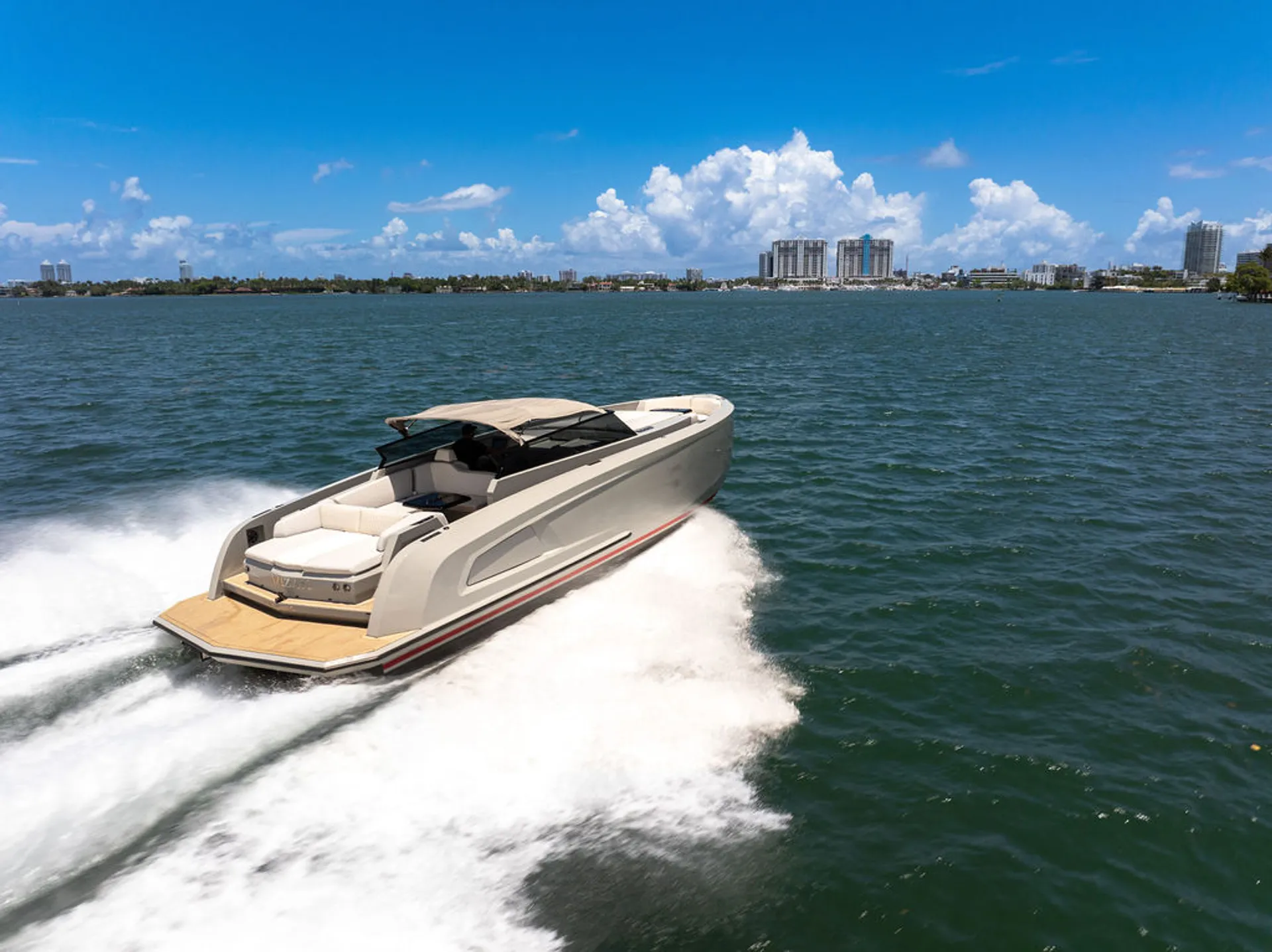 Vanquish  VQ45  in Miami, FL — photo 2