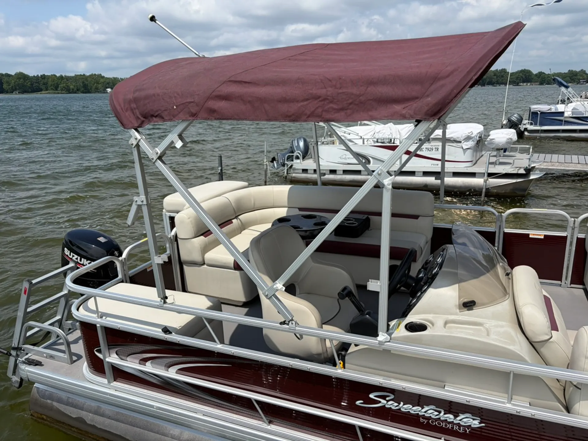 GODFREY MARINE SWEETWATER SUNRISE 186 C in Scotts, MI — photo 2