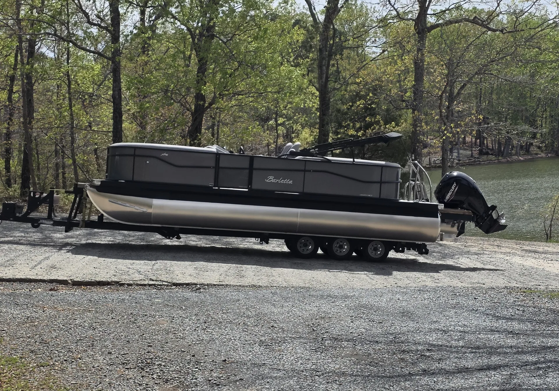 BARLETTA BOATS ARIA A22QC in Denton, NC — photo 3