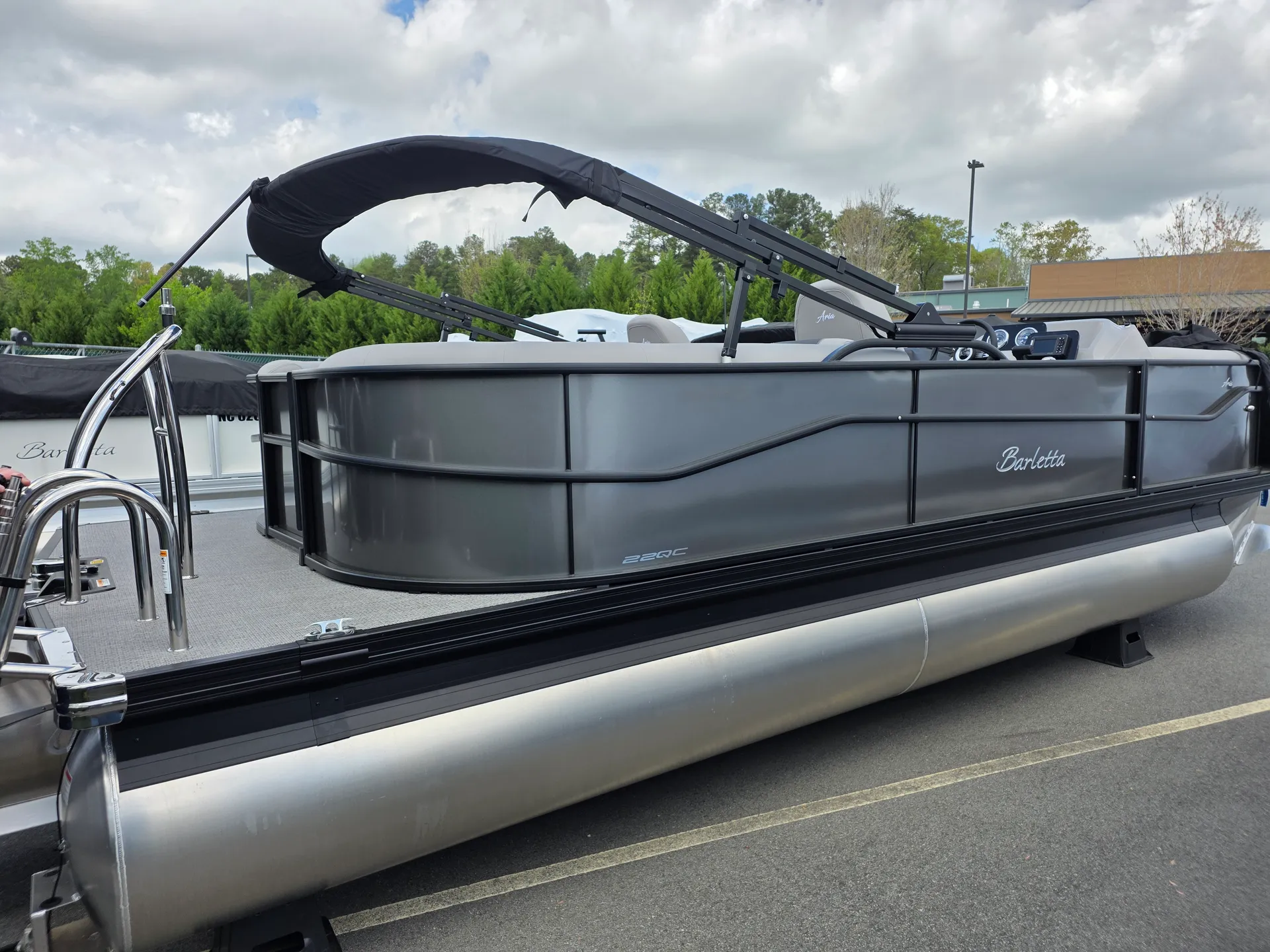 BARLETTA BOATS ARIA A22QC in Denton, NC — photo 4