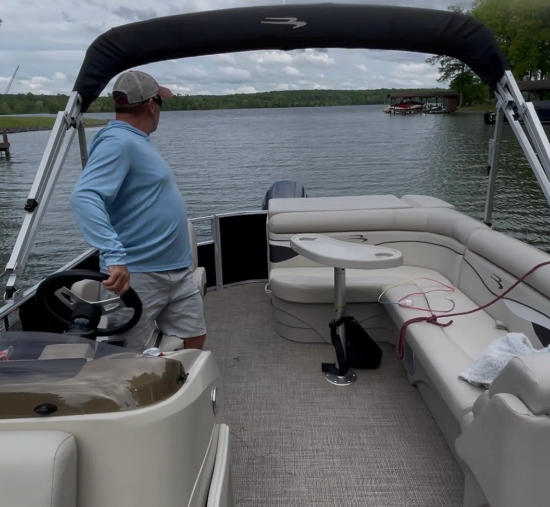BENNINGTON MARINE 22SLX in Mineral, VA — photo 2