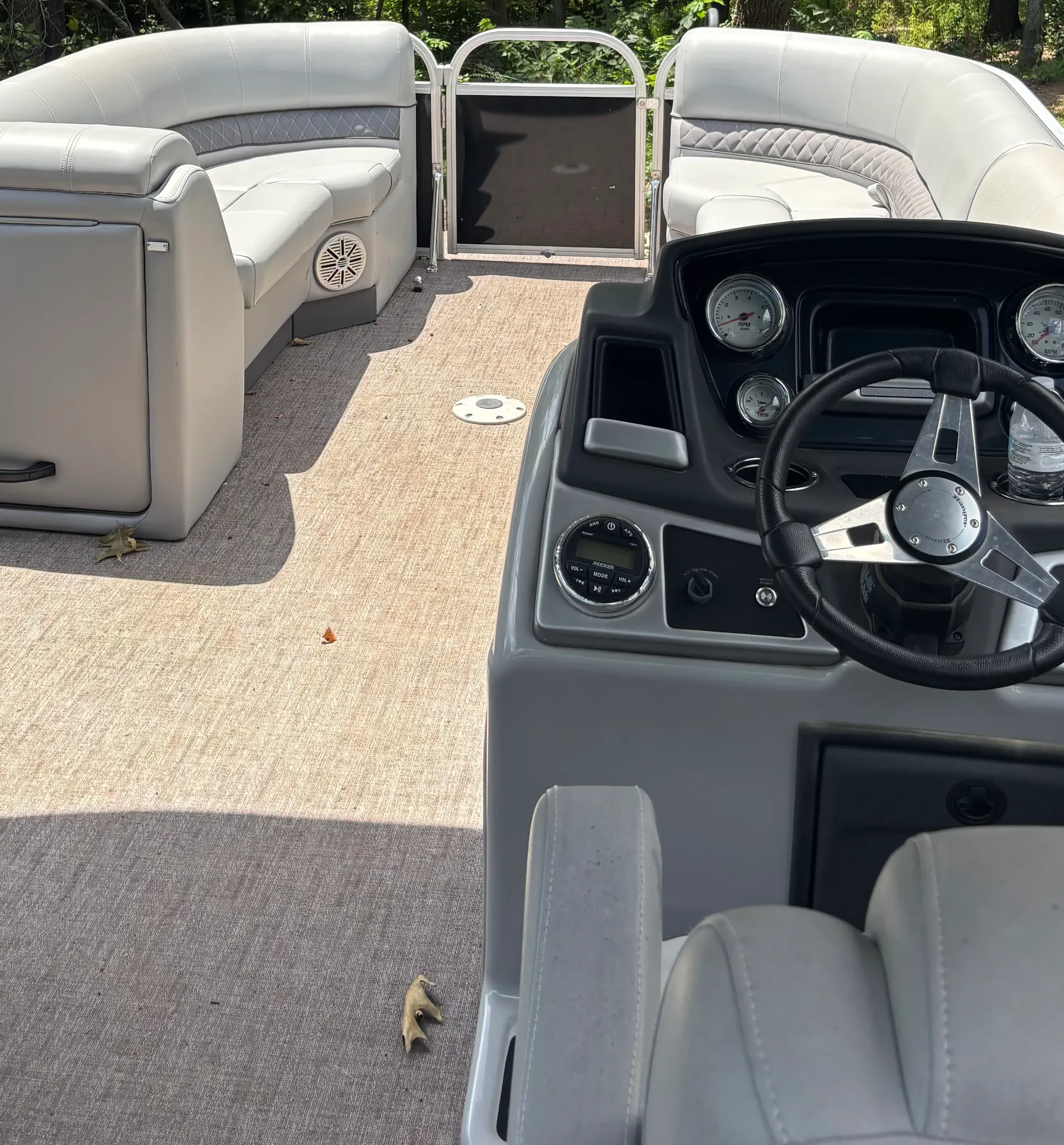 RANGER BOATS (AR) 1850LS REATA W/150XL PRO XS W/TRLR in Rogers, AR — photo 7