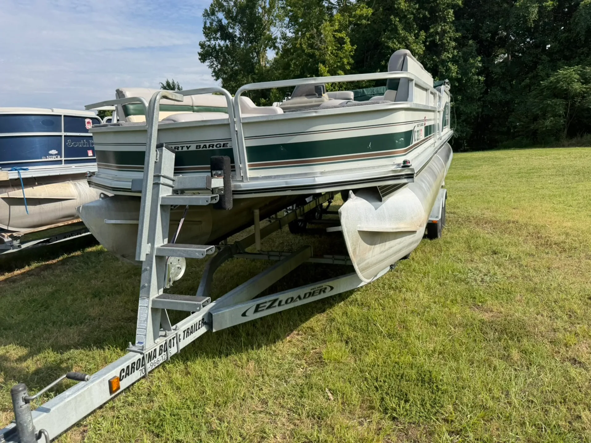SUN TRACKER BY TRACKER MARINE PARTY BARGE 25 W/60 HP in New Hill, NC — photo 7