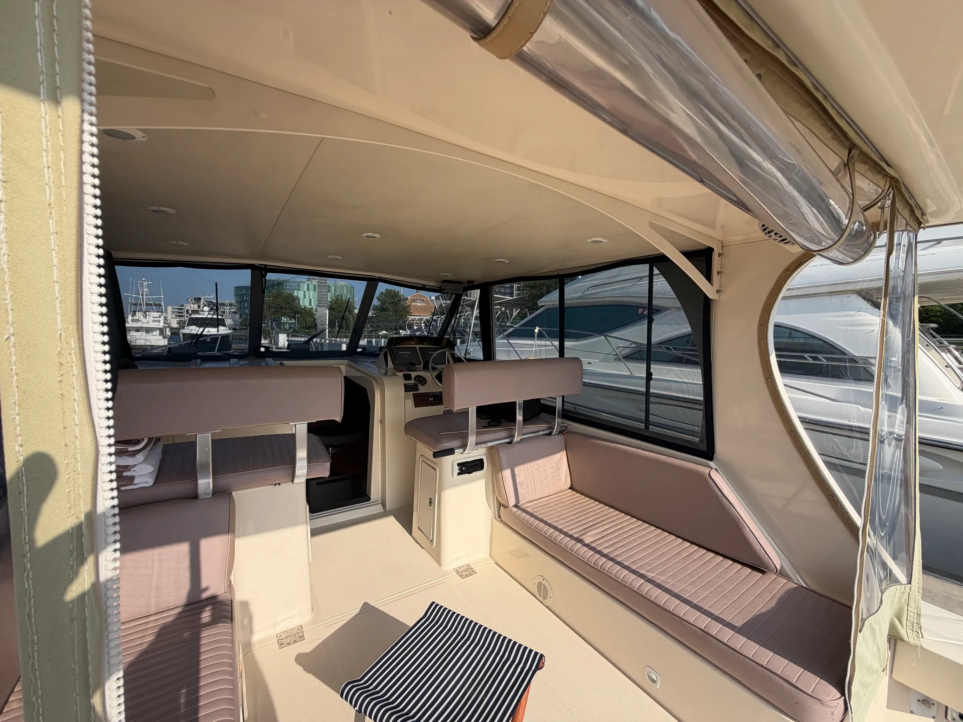 Geronimo —  Cruise DC in Style Aboard Geronimo - Captain Included!