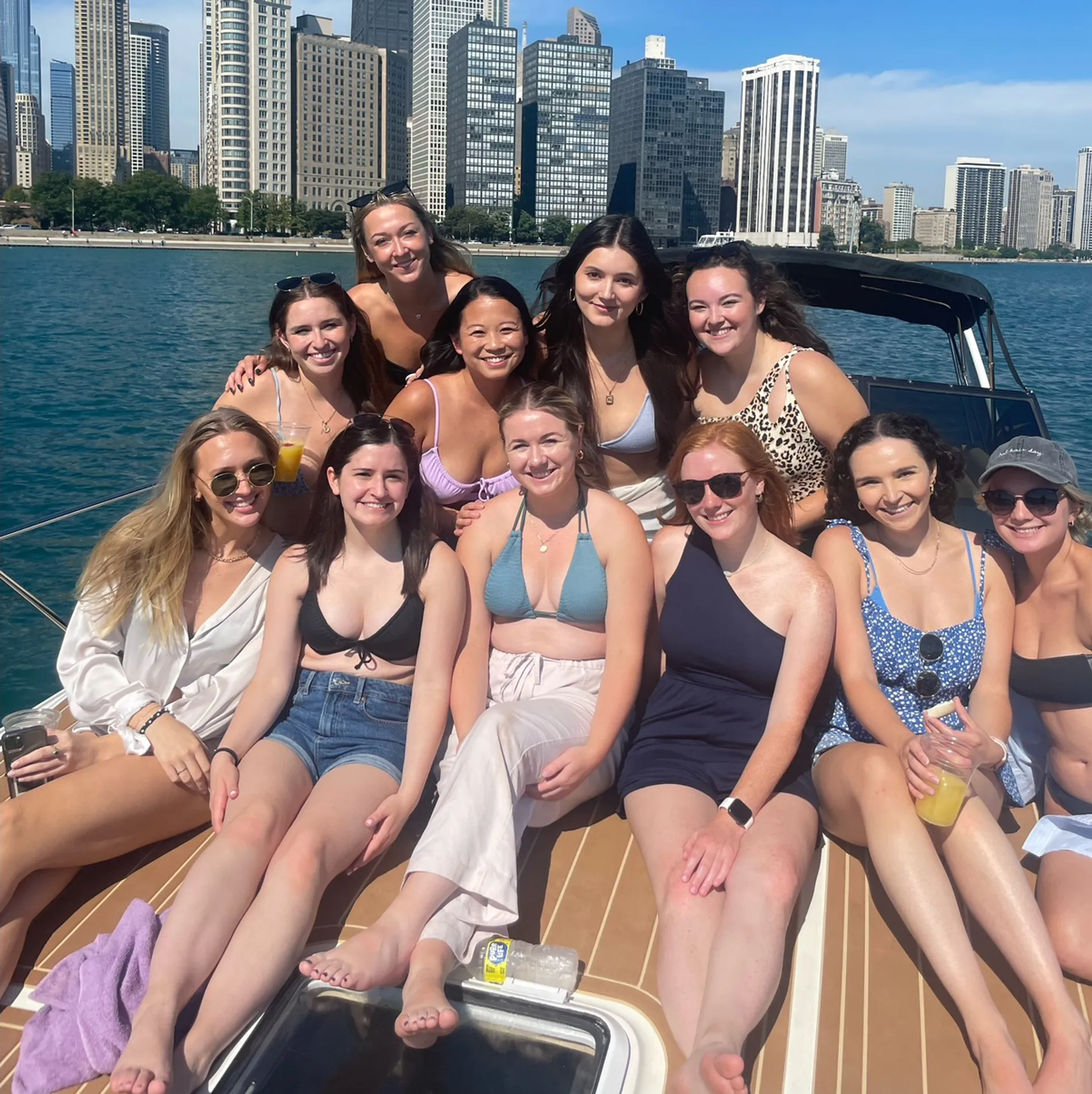 Silverton Marine 34 Express in Chicago, IL — photo 4