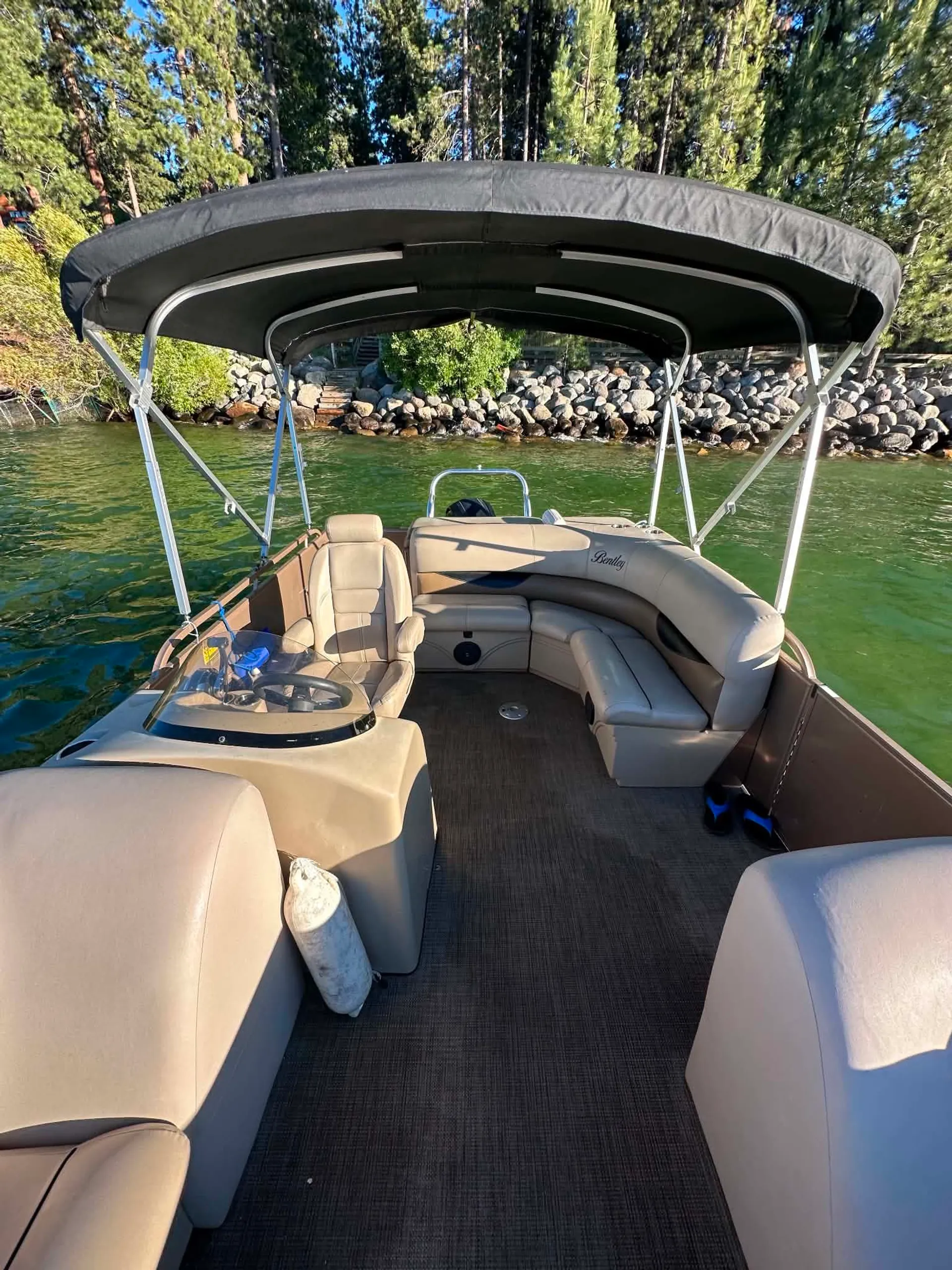 BENNINGTON MARINE 21SLX EPP TRI-TOON in South Lake Tahoe, CA — photo 4