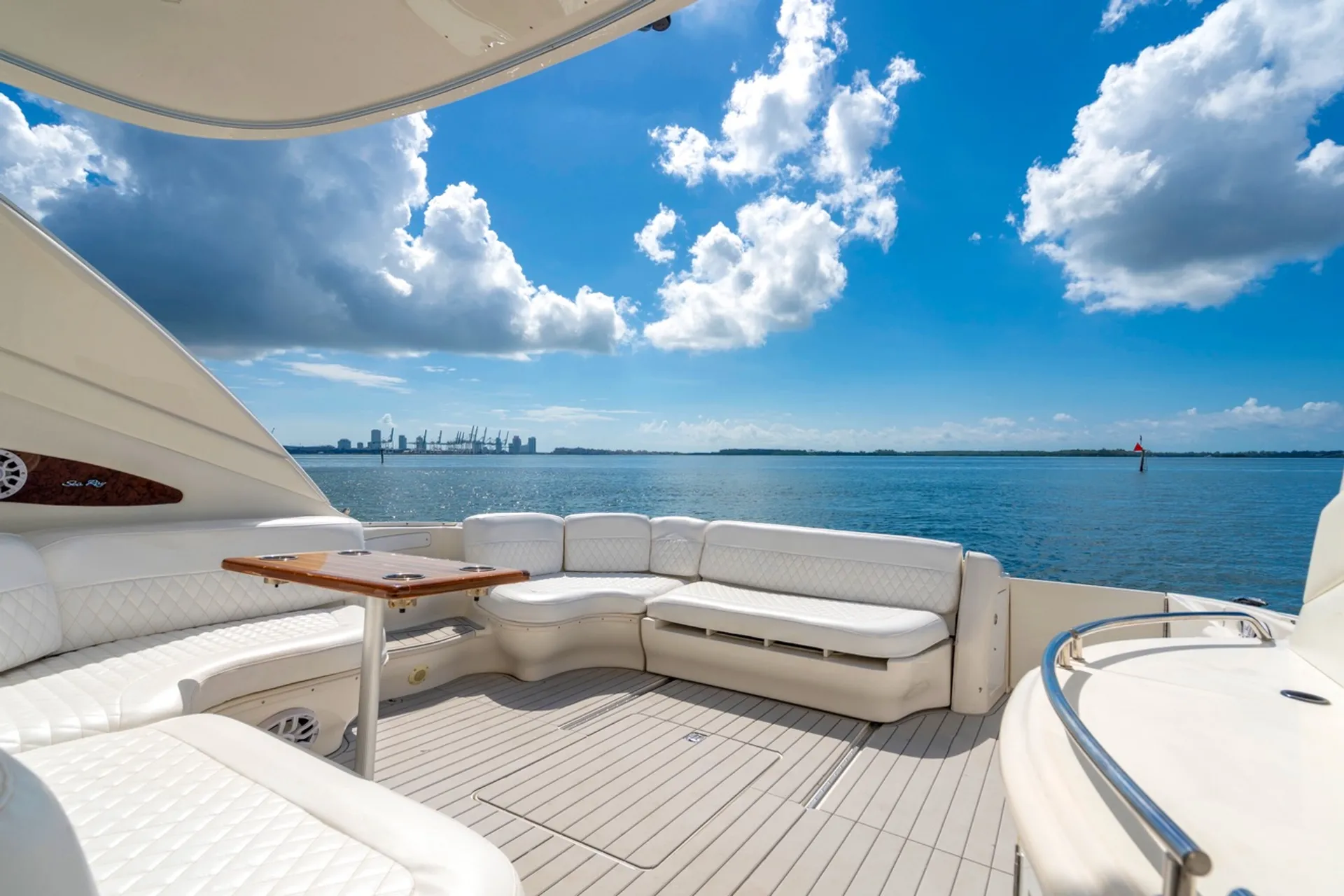Sea Ray Boats 600 Sun Sport in Miami, FL — photo 2