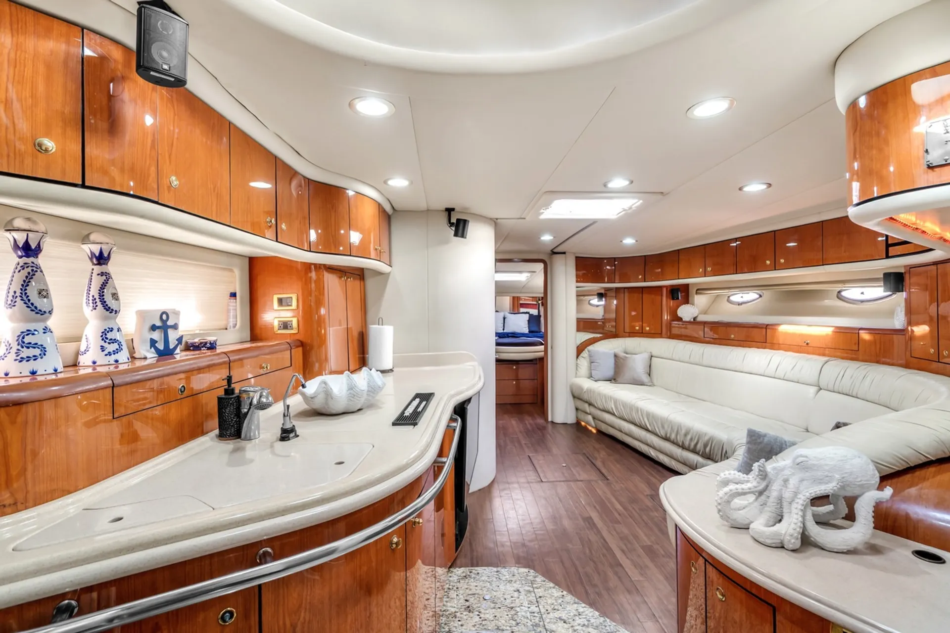 Sea Ray Boats 600 Sun Sport in Miami, FL — photo 4
