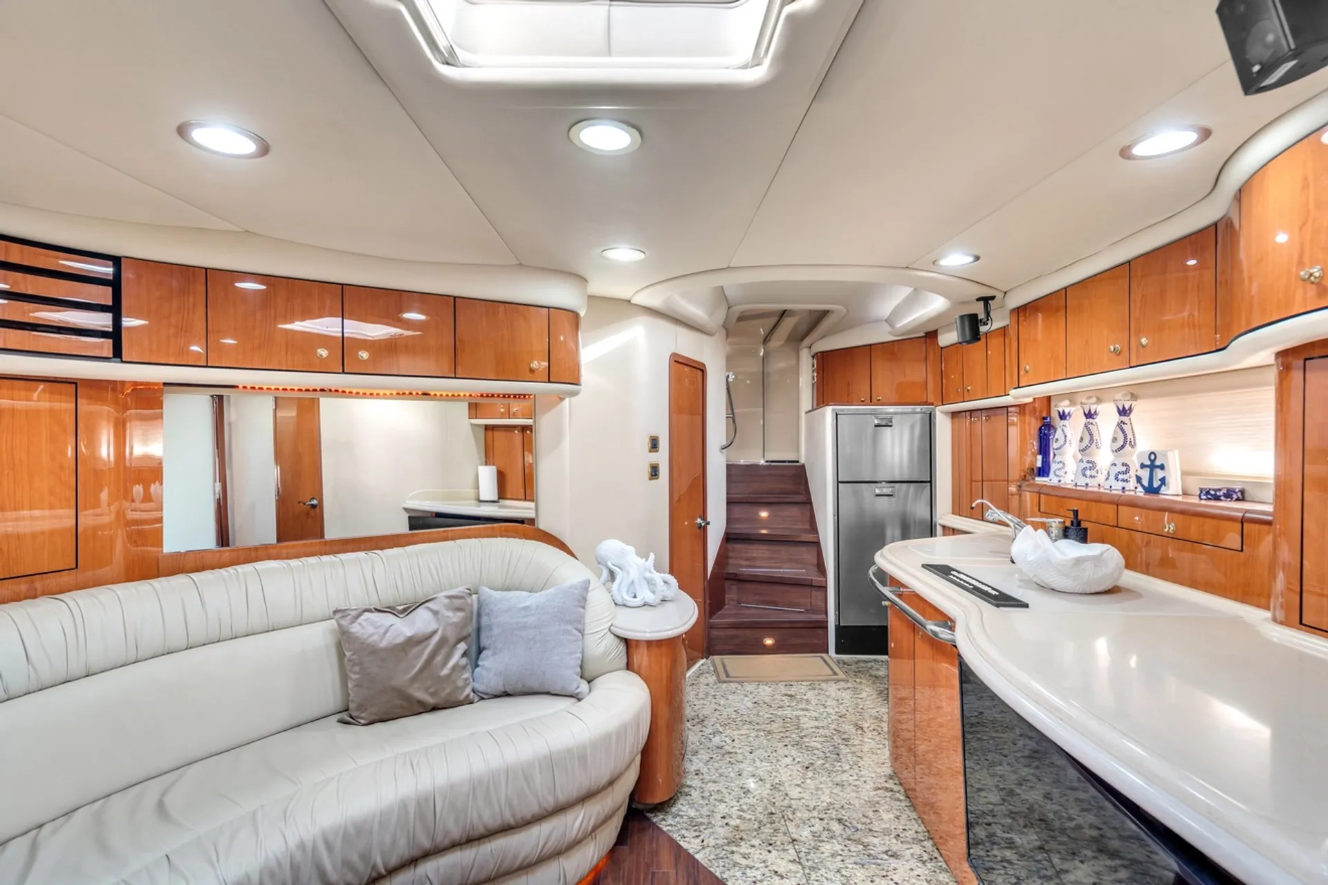 Sea Ray Boats 600 Sun Sport in Miami, FL — photo 5