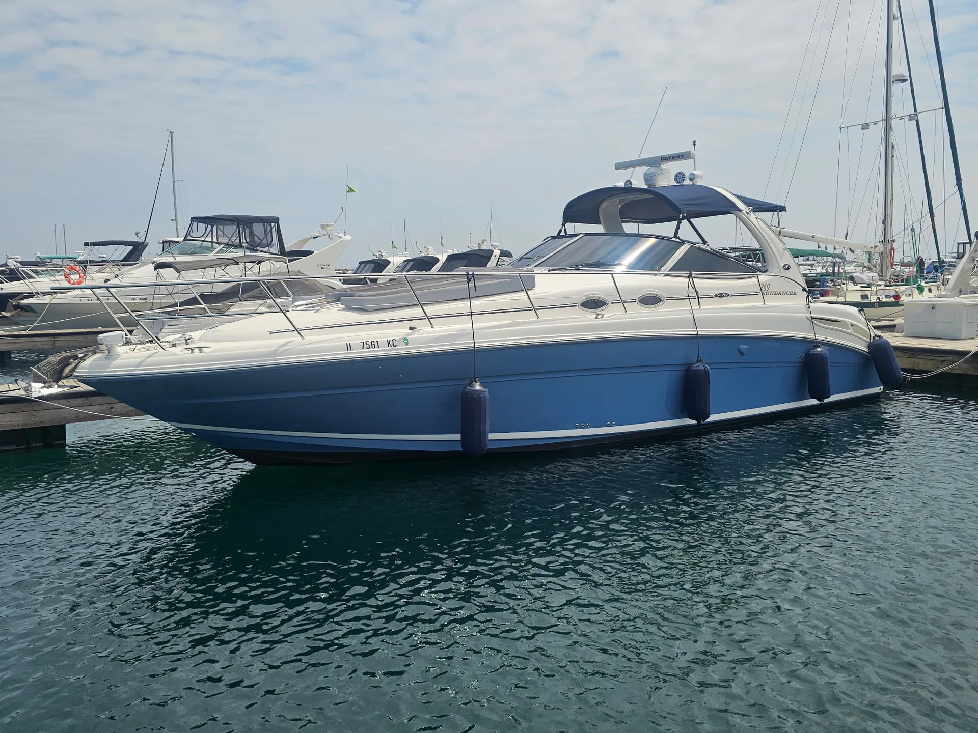 Sea Ray Boats 360 Sundancer  in Chicago, IL — photo 5