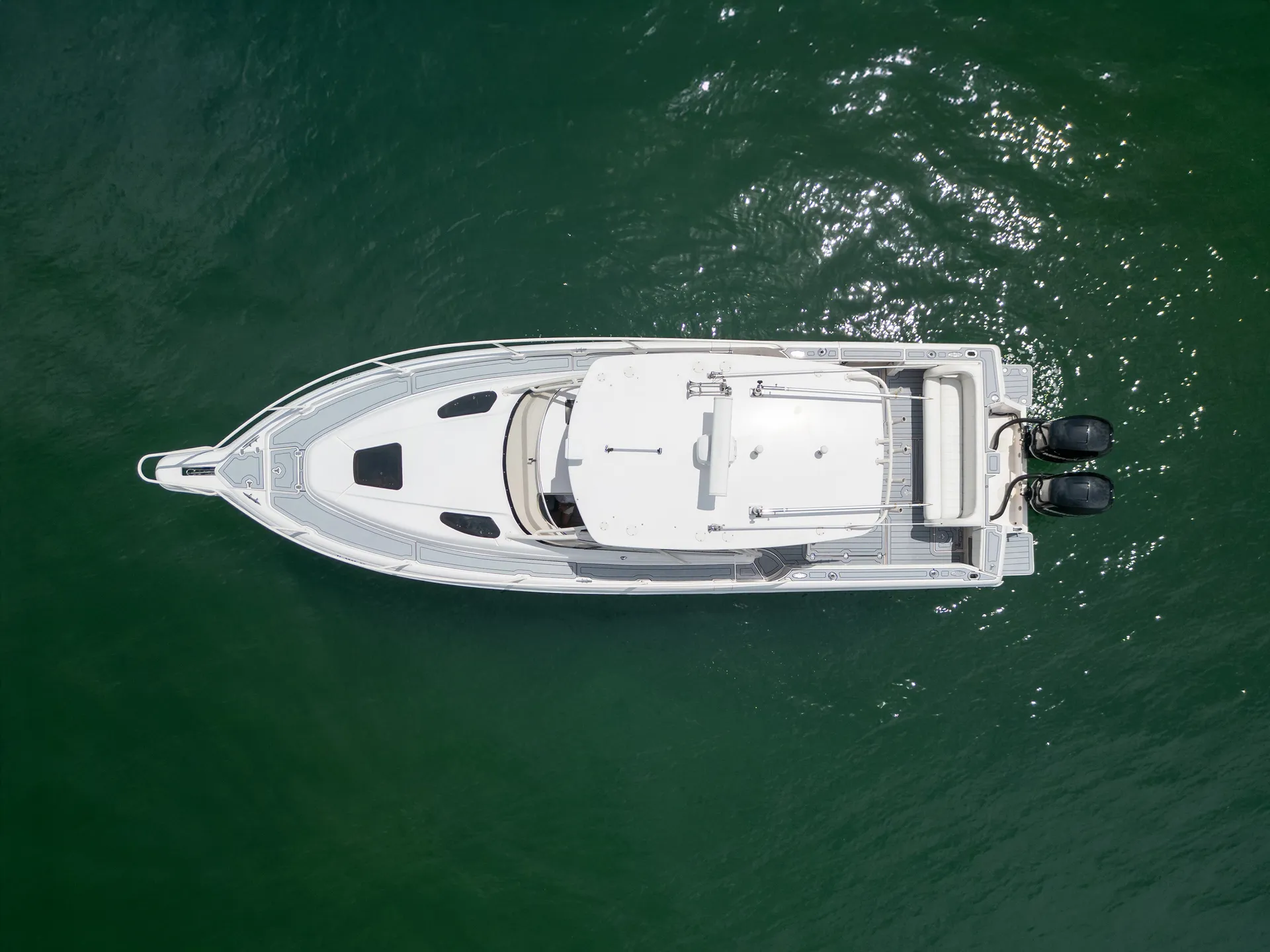 INTREPID POWERBOATS 350 CENTER CONSOLE in Miami Beach, FL — photo 4