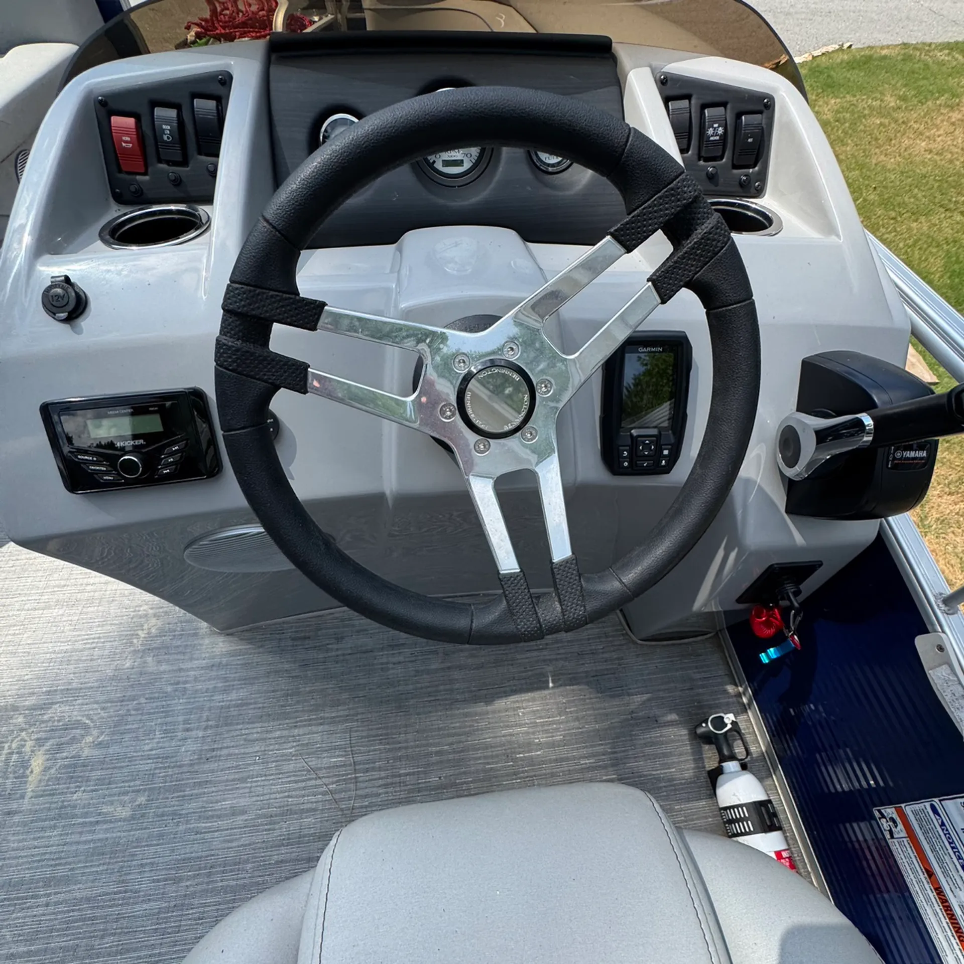 BENNINGTON MARINE 20 SXL in Wake Forest, NC — photo 5
