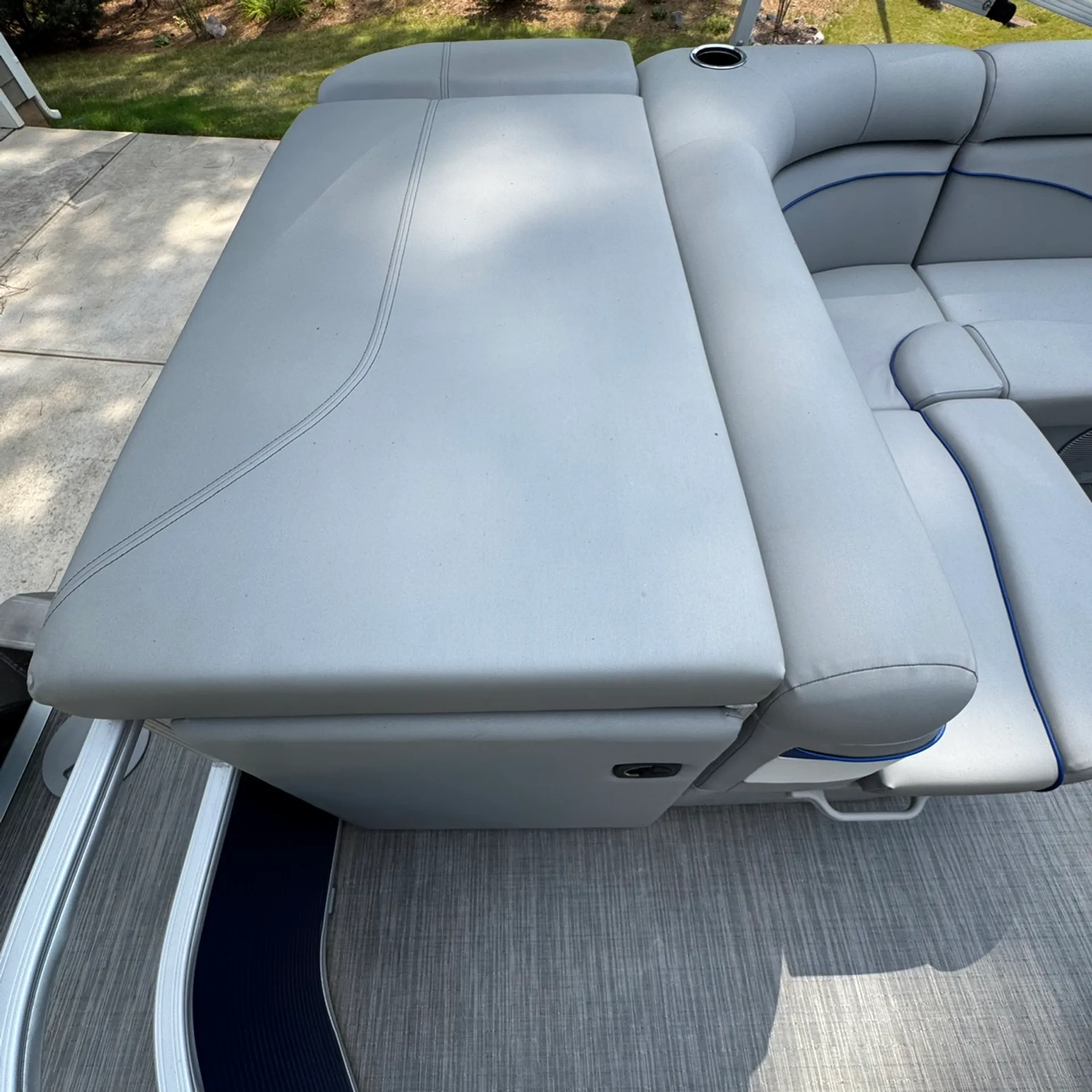BENNINGTON MARINE 20 SXL in Wake Forest, NC — photo 8