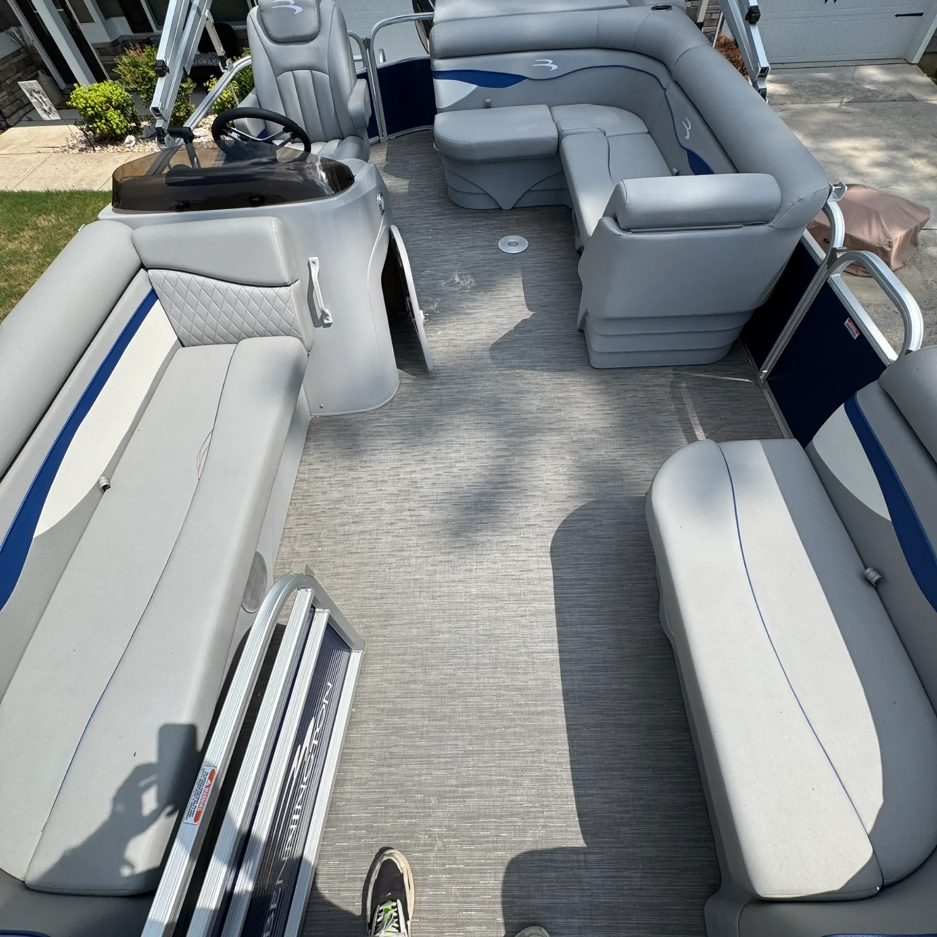 BENNINGTON MARINE 20 SXL in Wake Forest, NC — photo 2