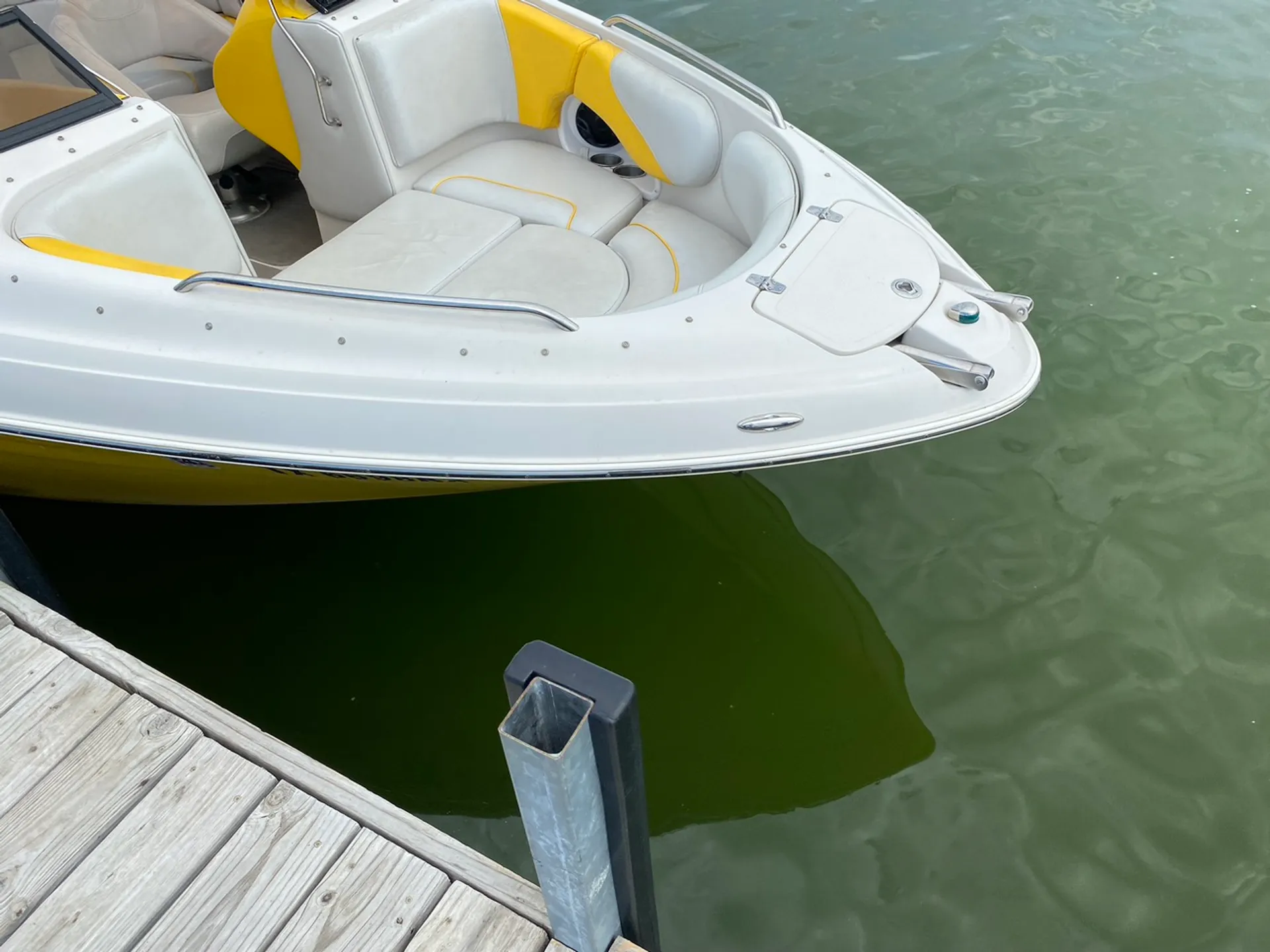 Lake Lewisville 24' Bowrider with Tower and 5.0 V8