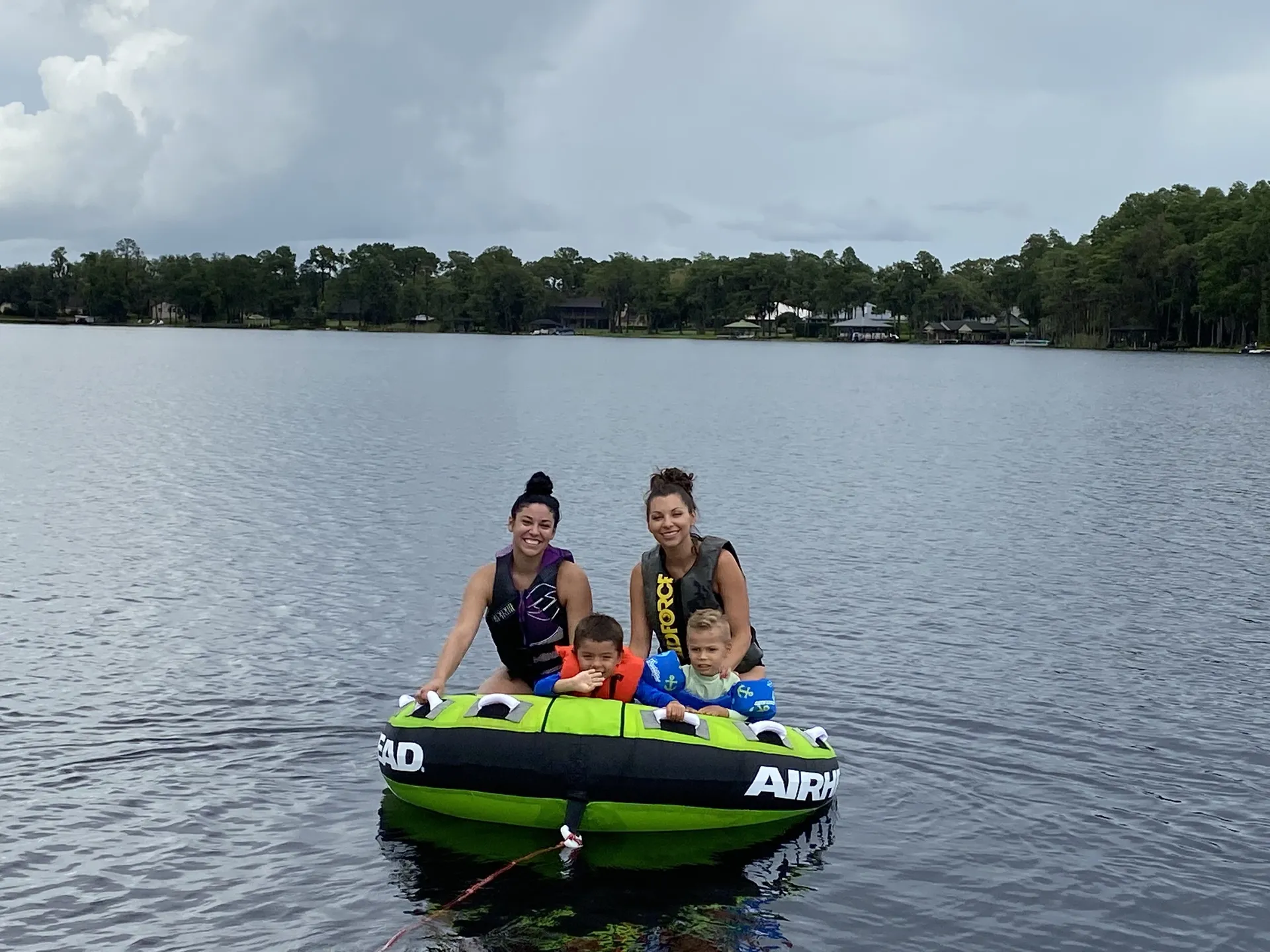 20ft Hurricane SS192 Deck Boat new and clean for up to 10 people!