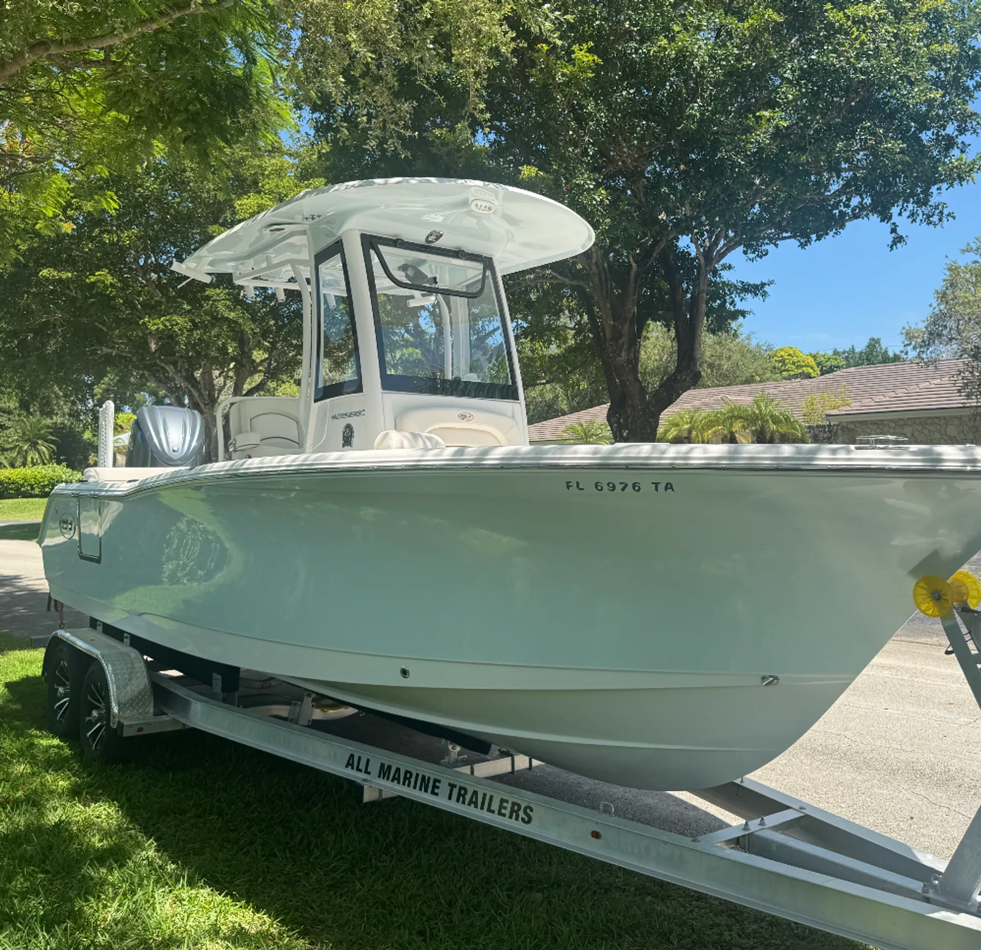SEA HUNT BOATS ULTRA 239 SE in Coral Gables, FL — photo 4
