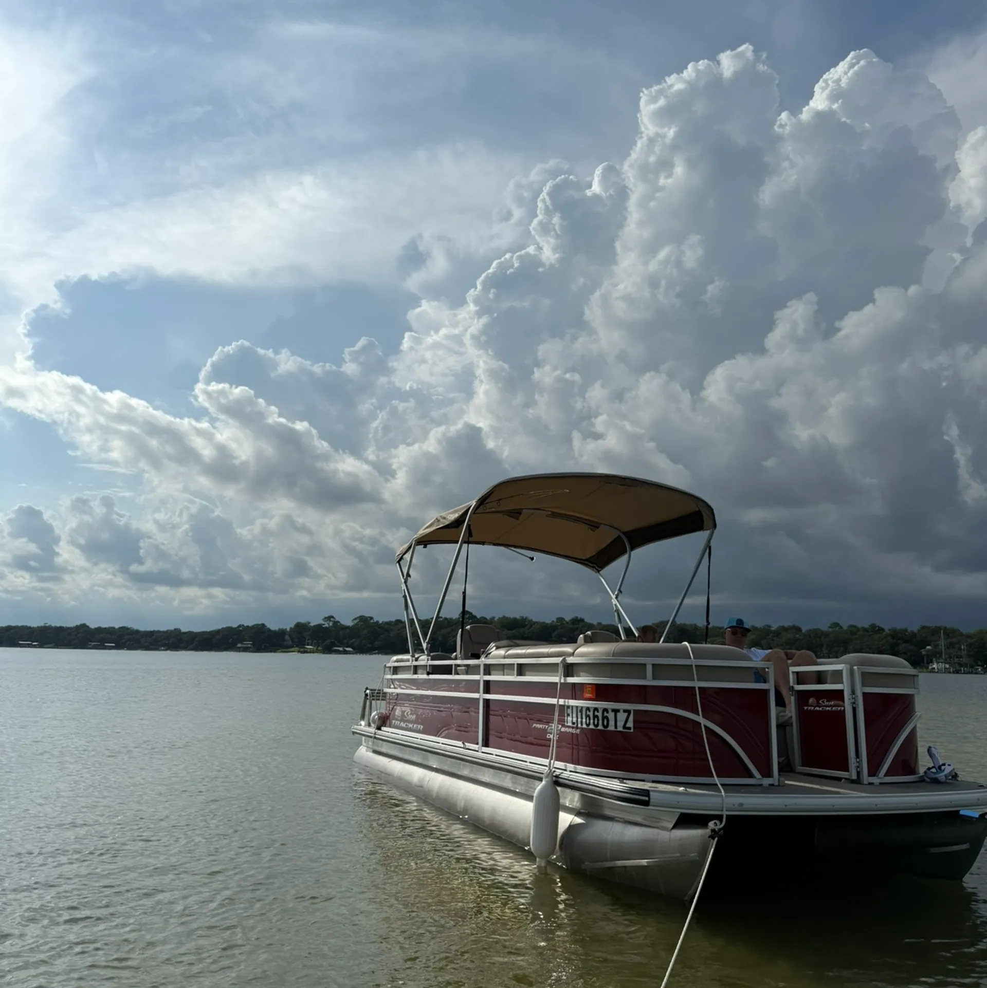 SUN TRACKER PARTY BARGE 22 DLX in Fort Walton Beach, FL — photo 7
