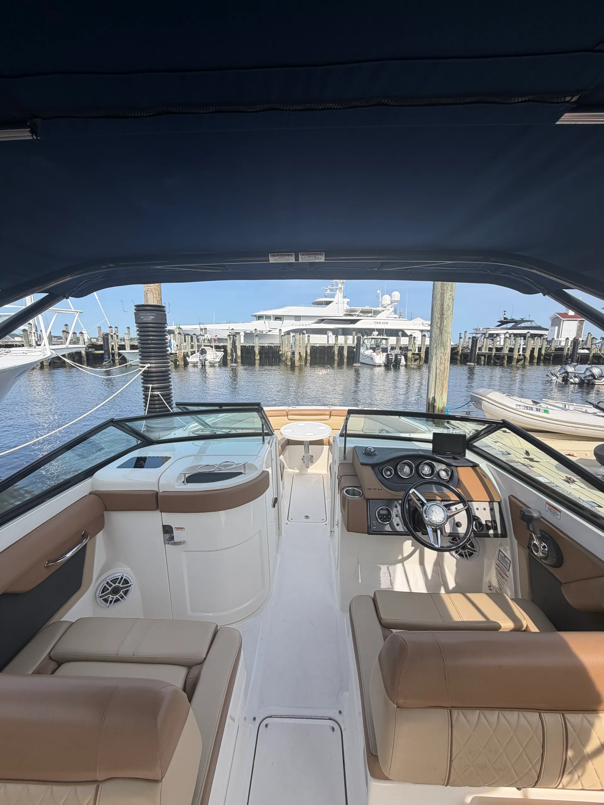 SEA RAY BOATS 270 SUNDECK W/300XL VERADO in Old Saybrook, CT — photo 4