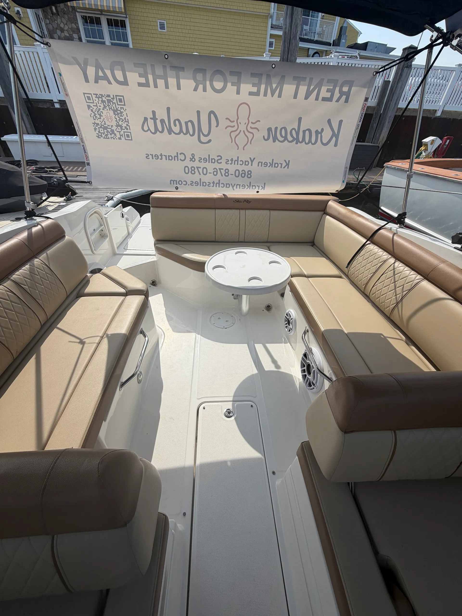 SEA RAY BOATS 270 SUNDECK W/300XL VERADO in Old Saybrook, CT — photo 7