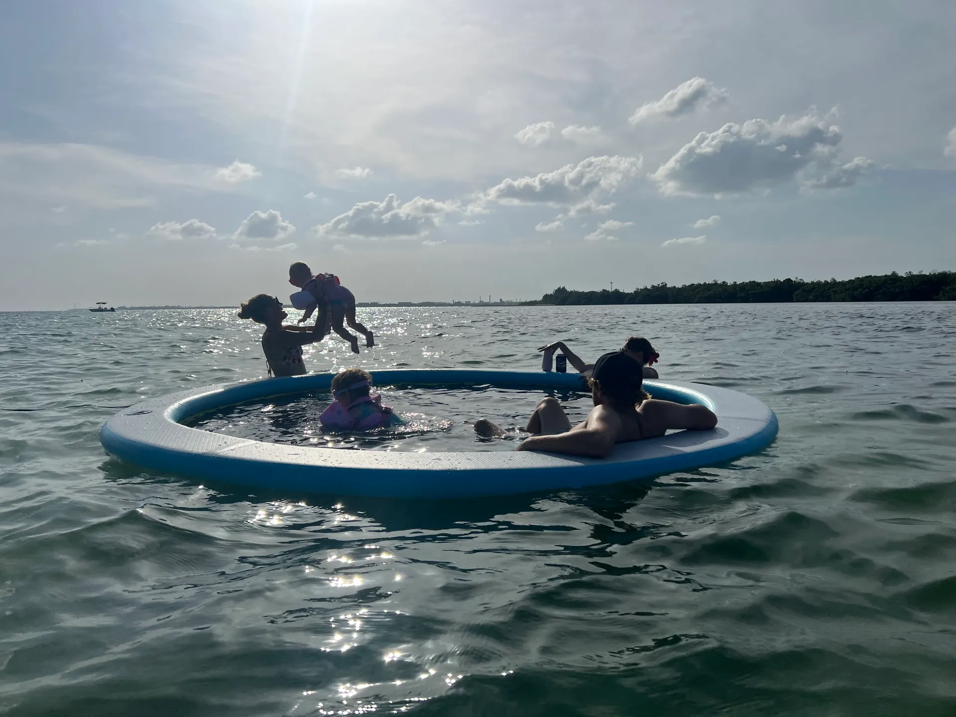 WORLD CAT BOATS 246SF in Key West, FL — photo 7