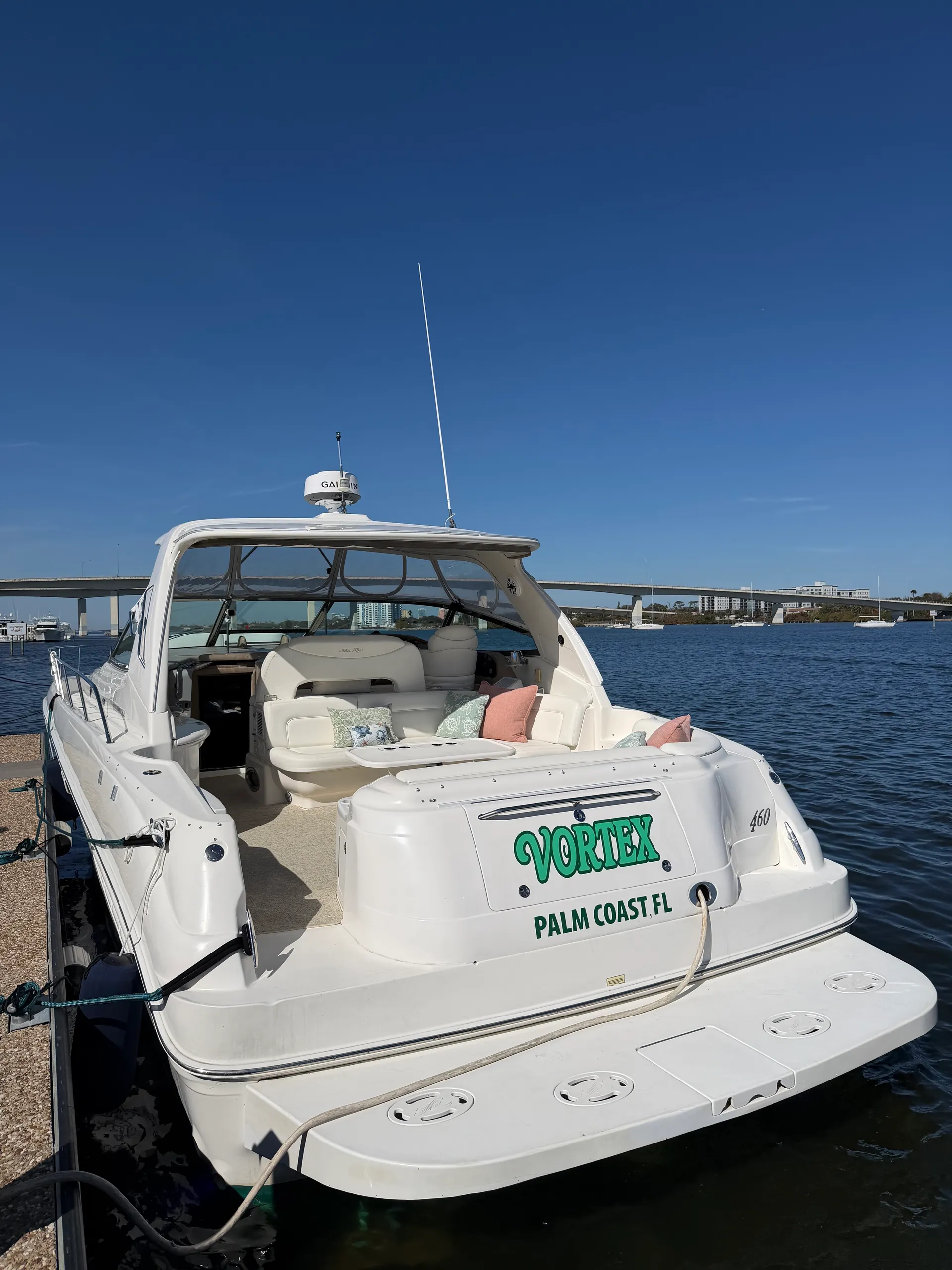 Sea Ray Boats 460 Sundancer in Montauk, NY — photo 7