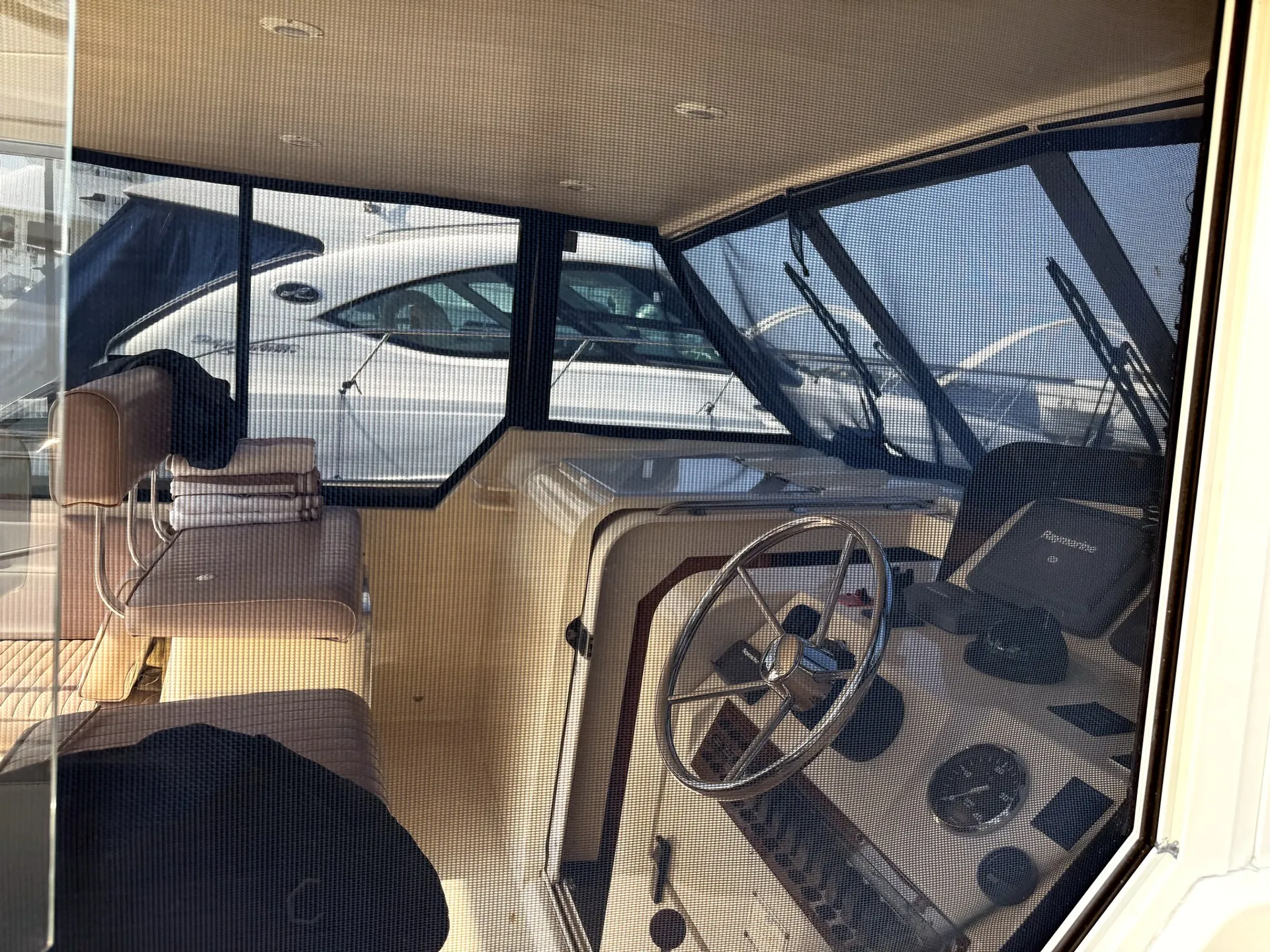 MAINSHIP 34 PILOT SEDAN in Washington, DC — photo 5