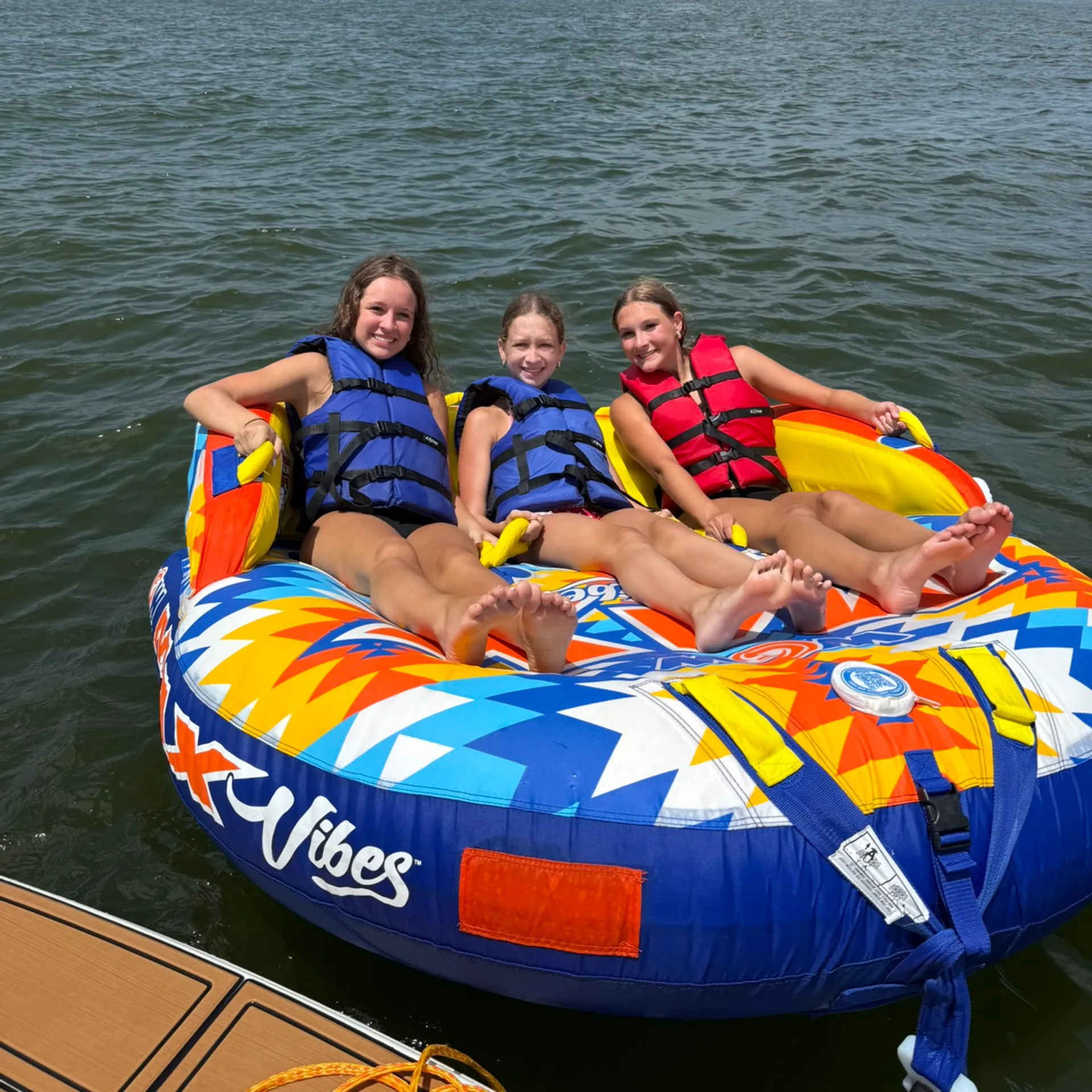 Brand New 2025 Four Winns HD8 with captain and host included 