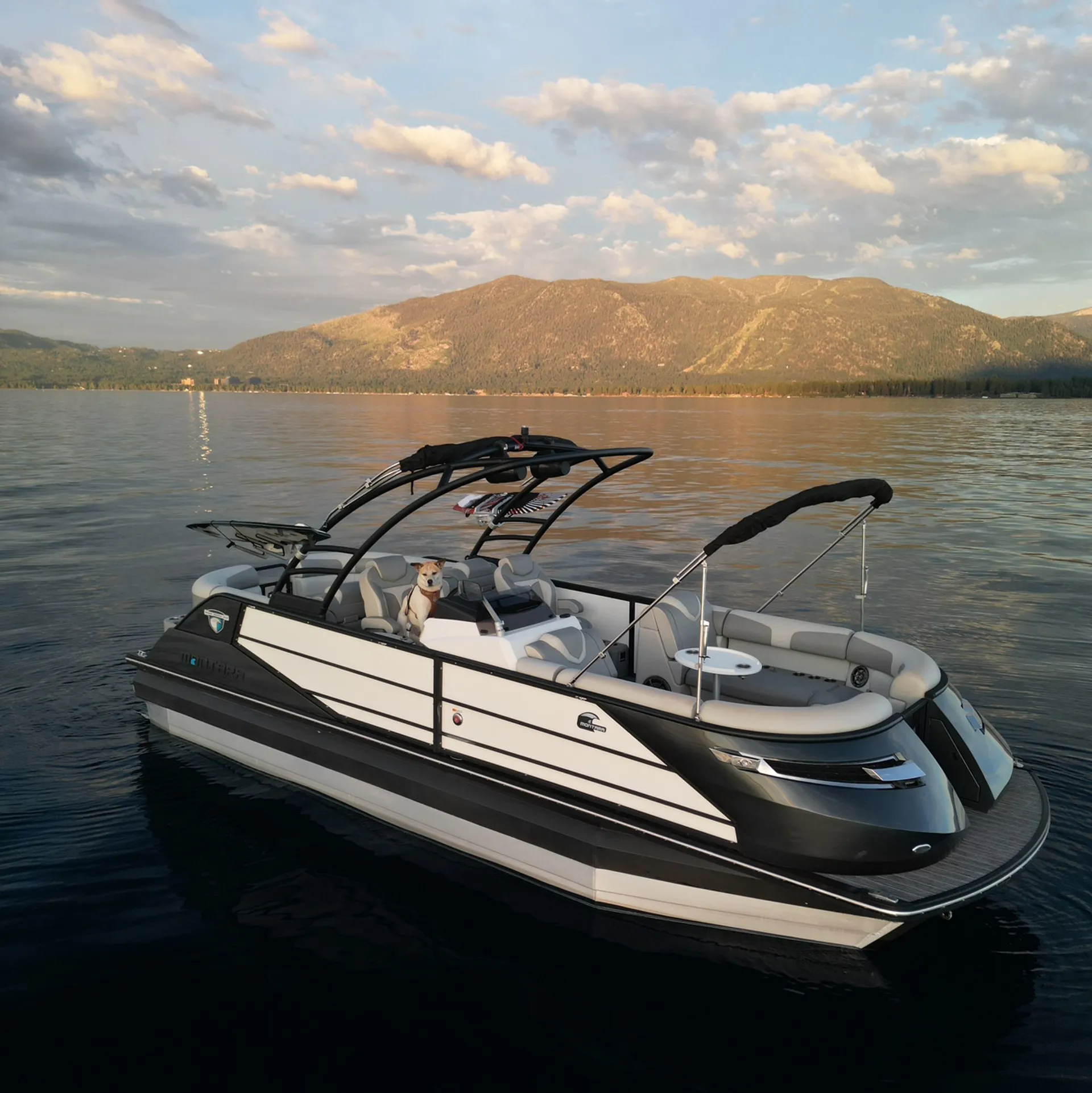 Montara Surf Boss 25' in South Lake Tahoe, CA — photo 4