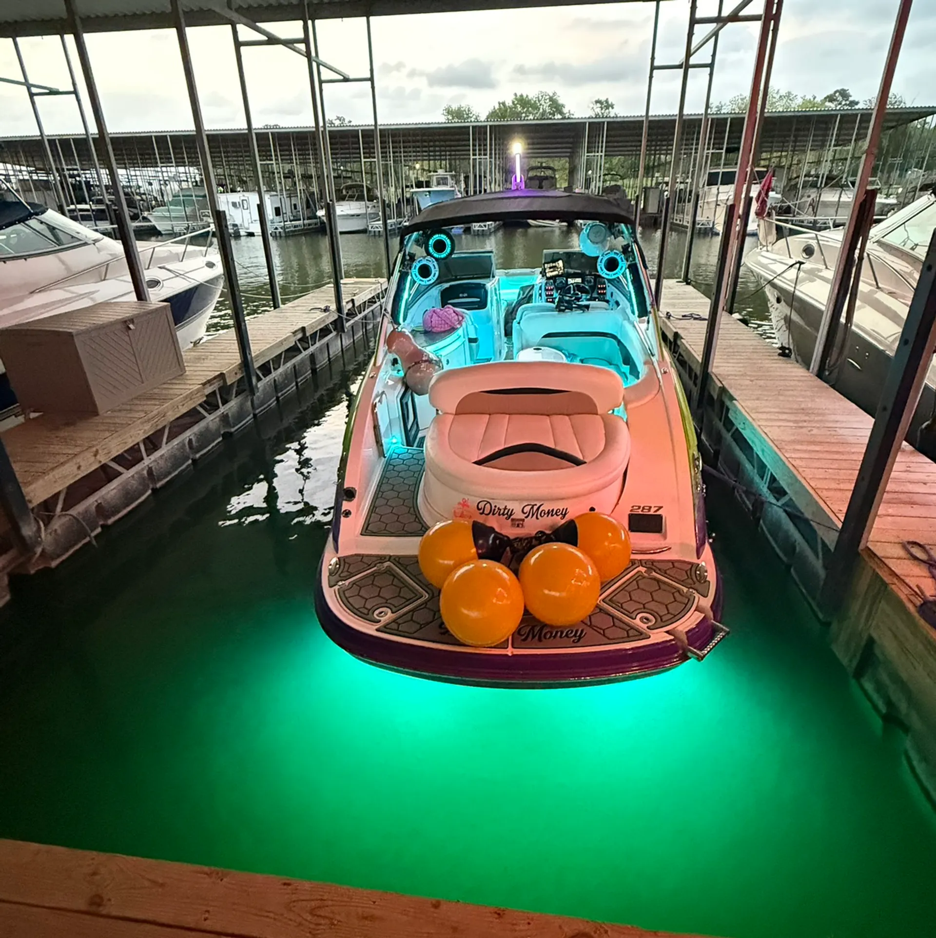 Chaparral Boats 287SSX in Willis, TX — photo 7