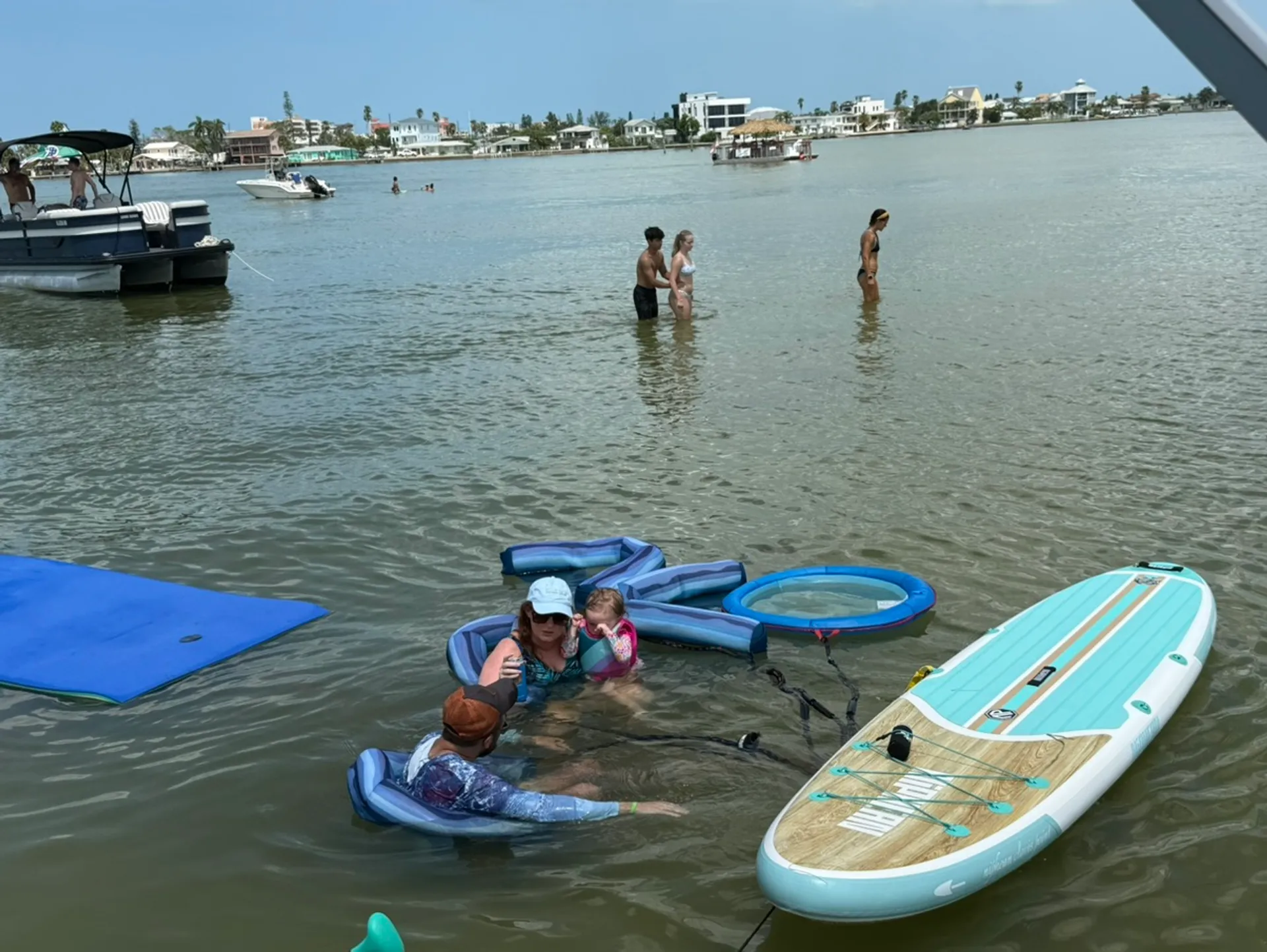 Lux For Less
Agua Blu Charters