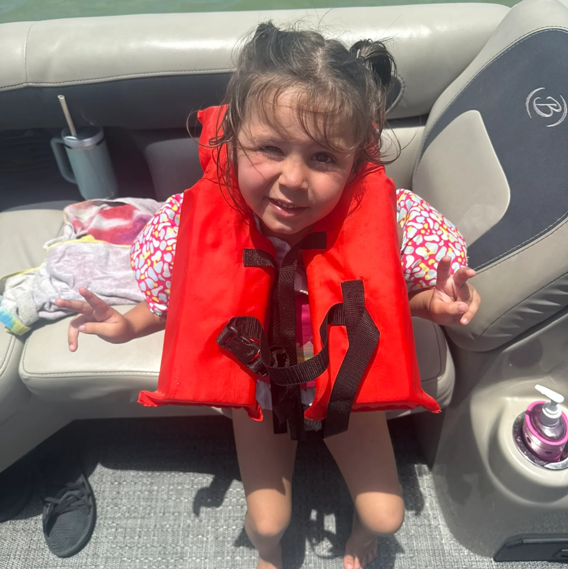 Lux For Less
Agua Blu Charters