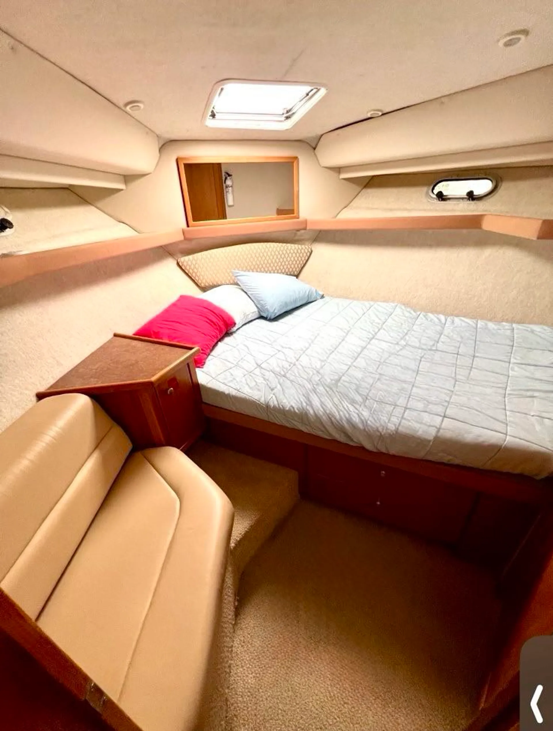 Private Yacht Charter- Bayliner 40ft with Captain in Seattle, San Juan