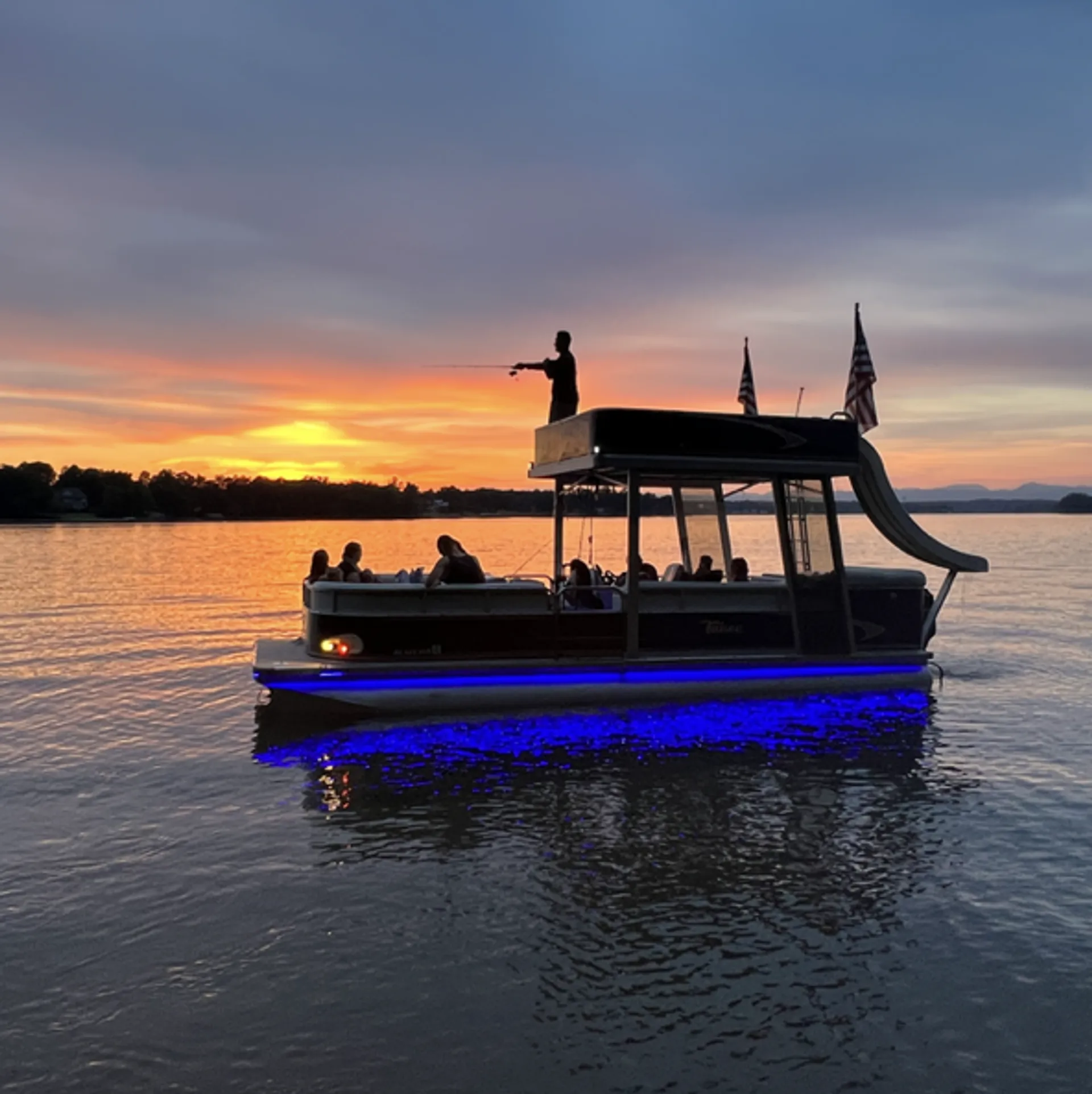 TAHOE PONTOONS 24' VISTA in Iva, SC — photo 8